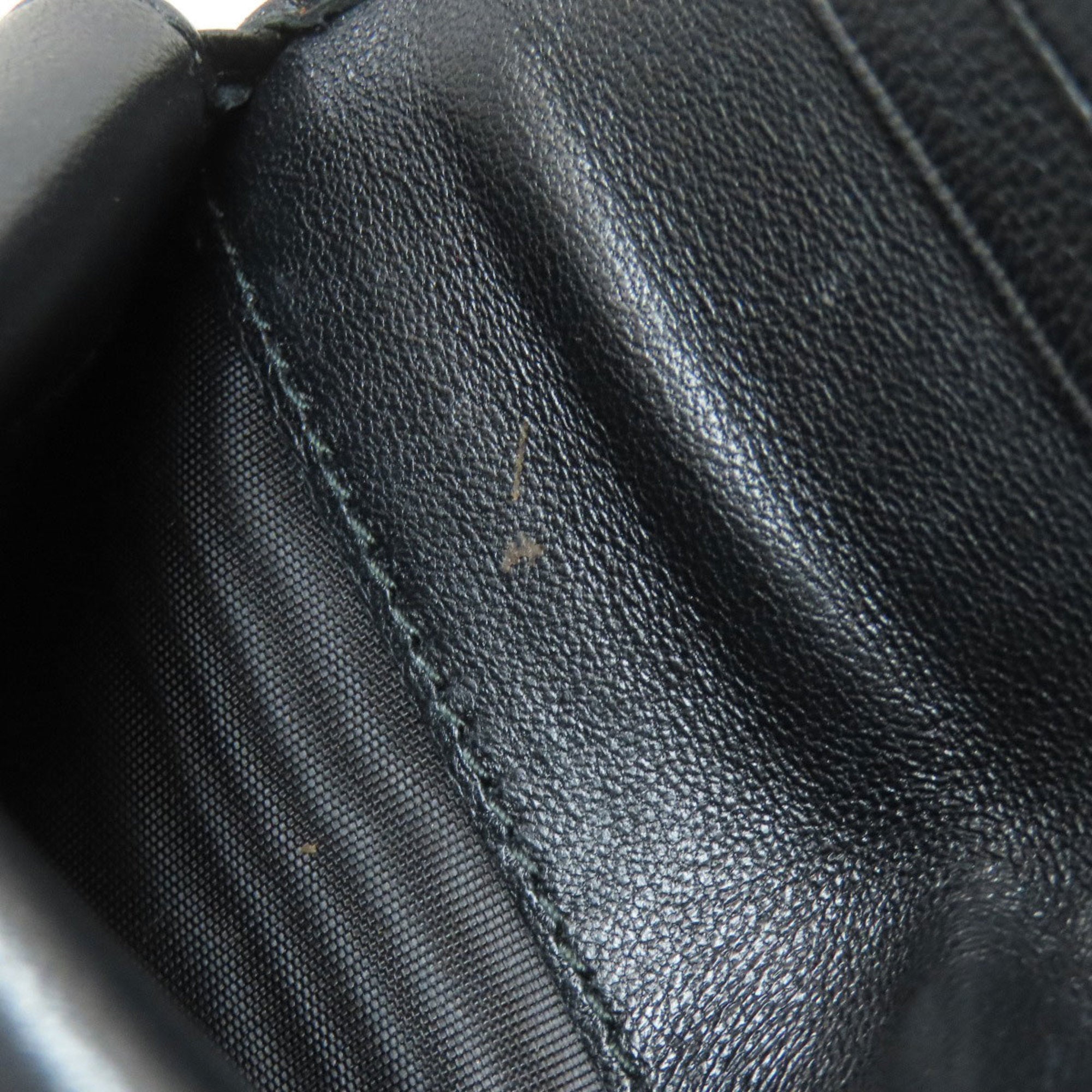 Miu Miu Black Leather Wallet (Bi-Fold) (Pre-Owned)
