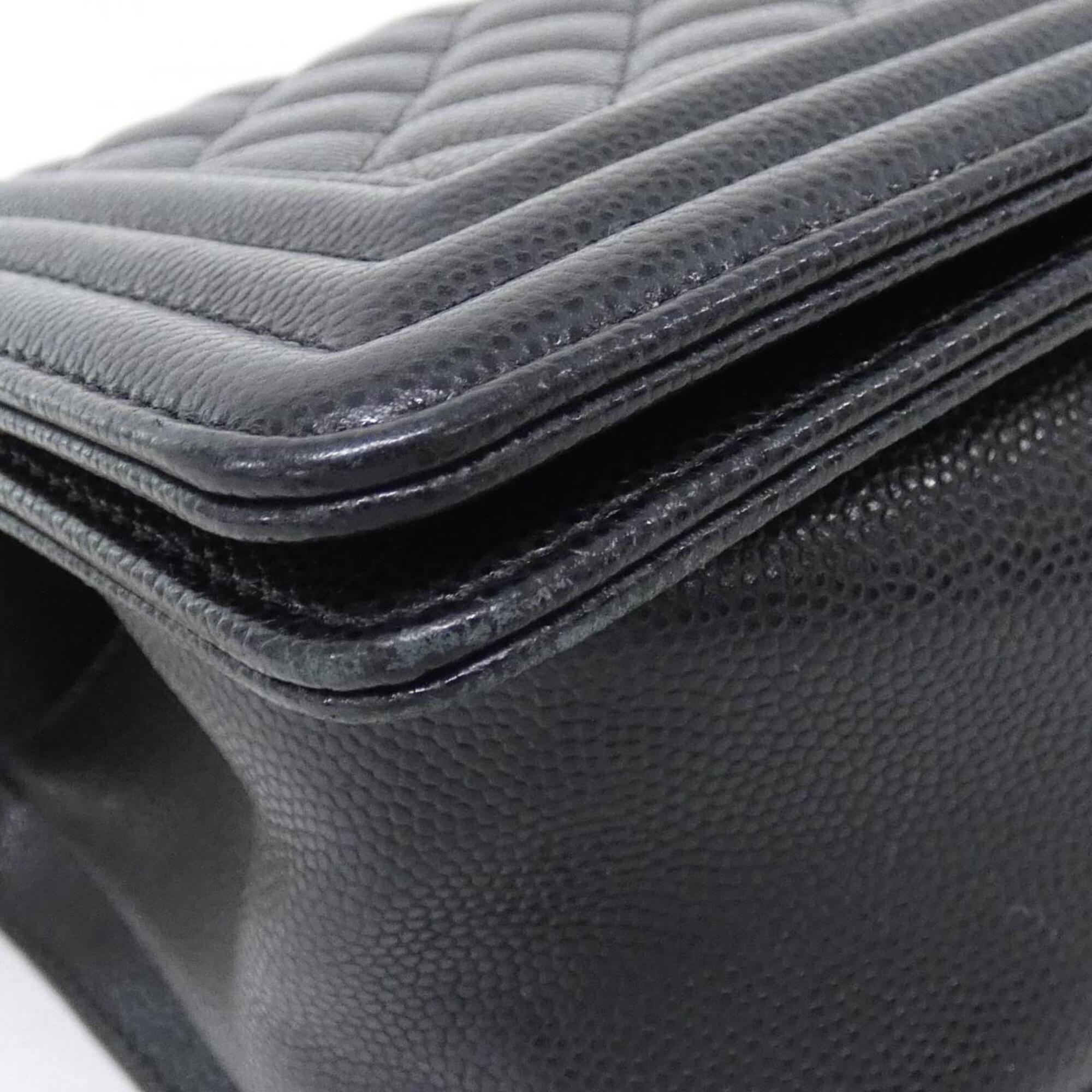 Chanel Black Grained Calfskin Shoulder Bag (Pre-Owned)