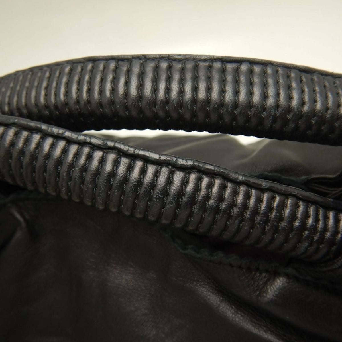 Loewe Nappa Aire Black Leather Handbag (Pre-Owned)