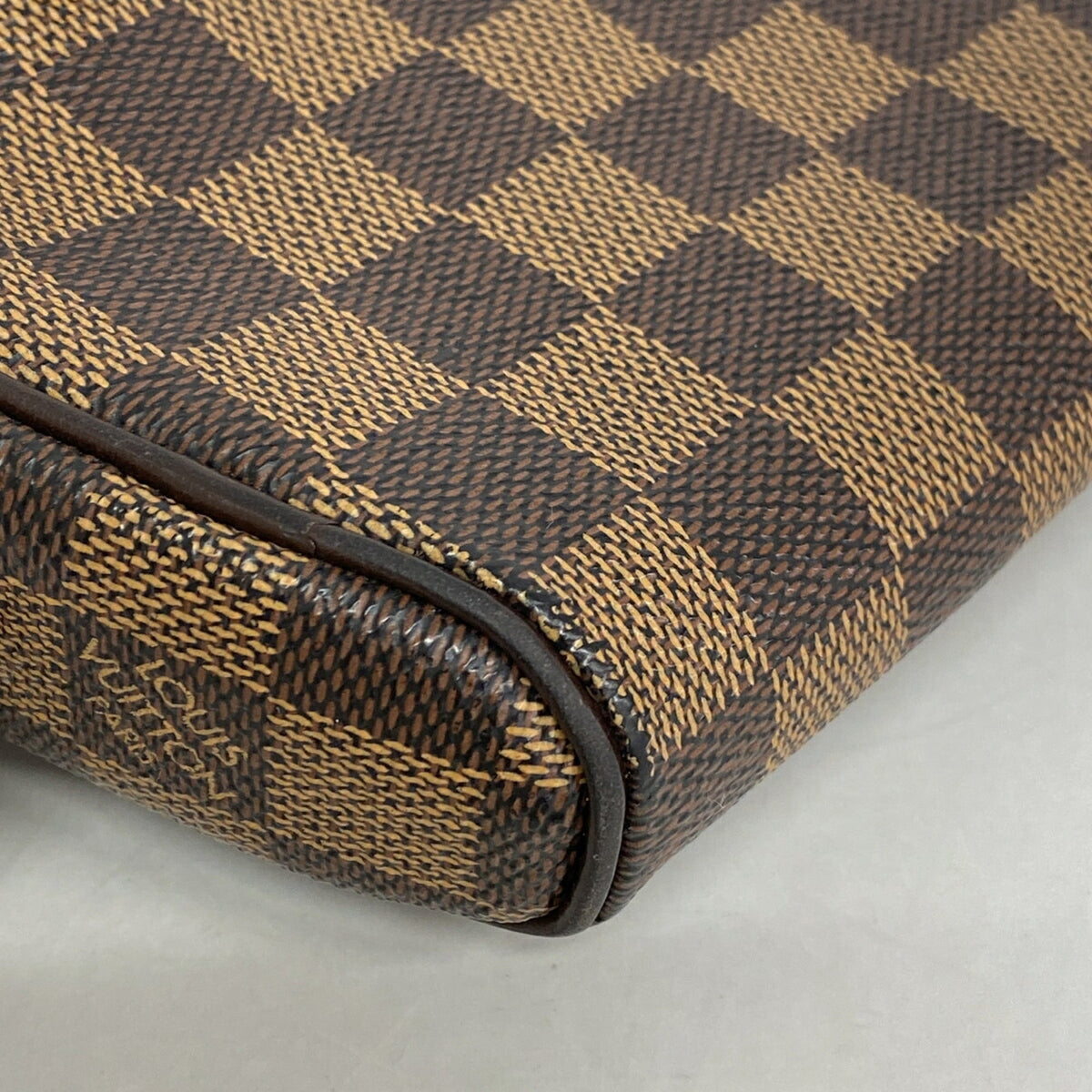 Louis Vuitton Ebene Shoulder Bag (Pre-Owned)