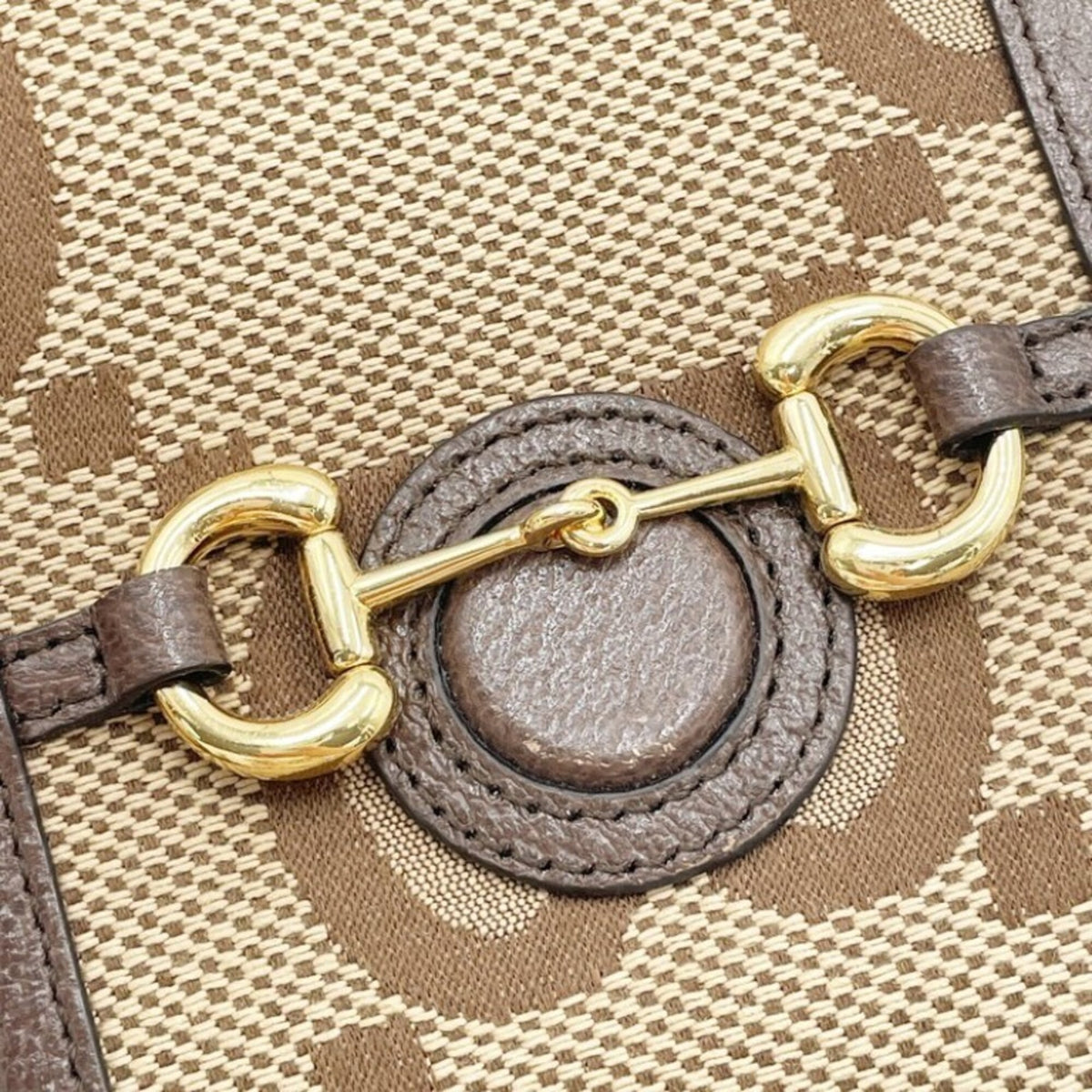 Gucci Beige Brown Canvas Shoulder Bag (Pre-Owned)