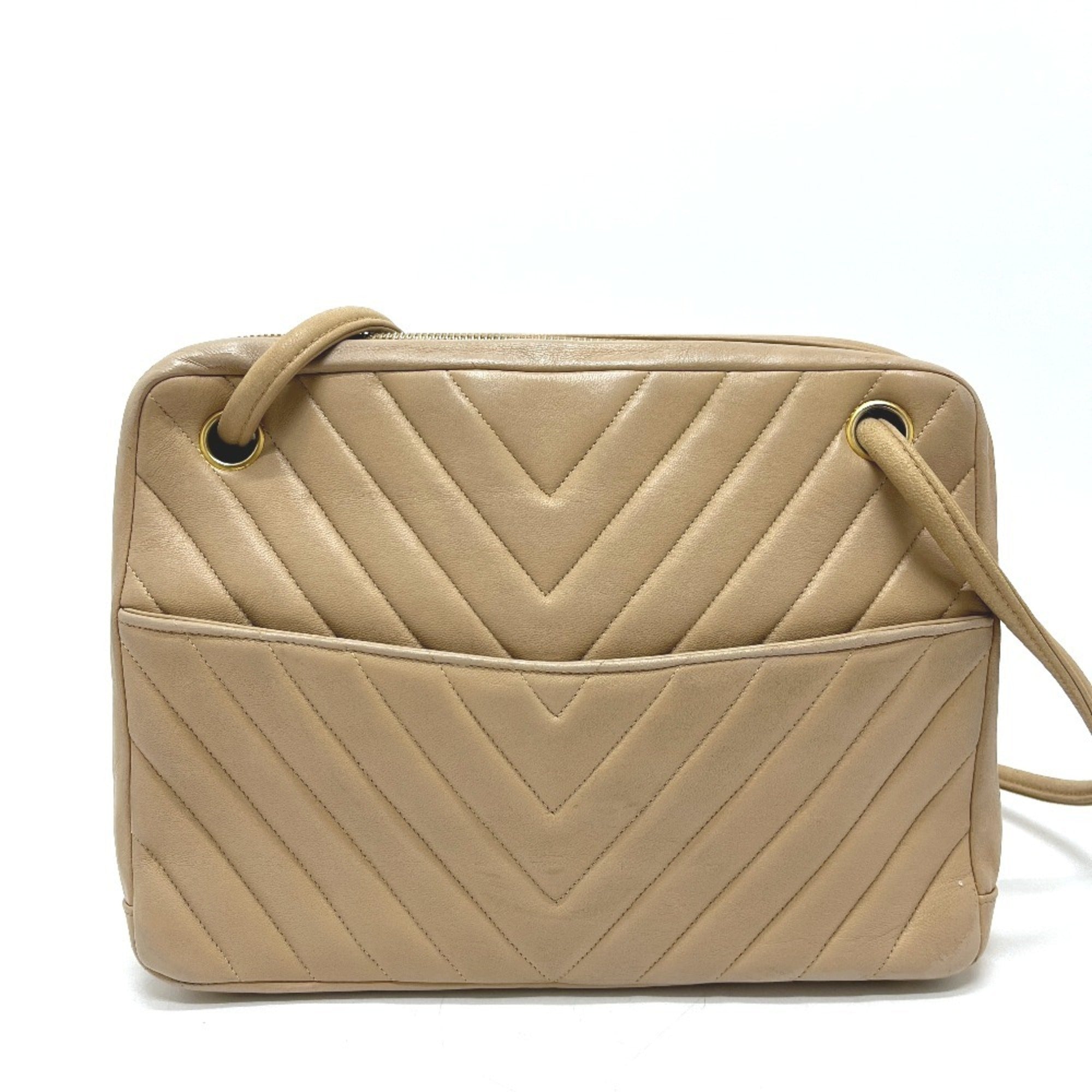 Chanel Beige Leather Handbag Shoulder Bag (Pre-Owned)