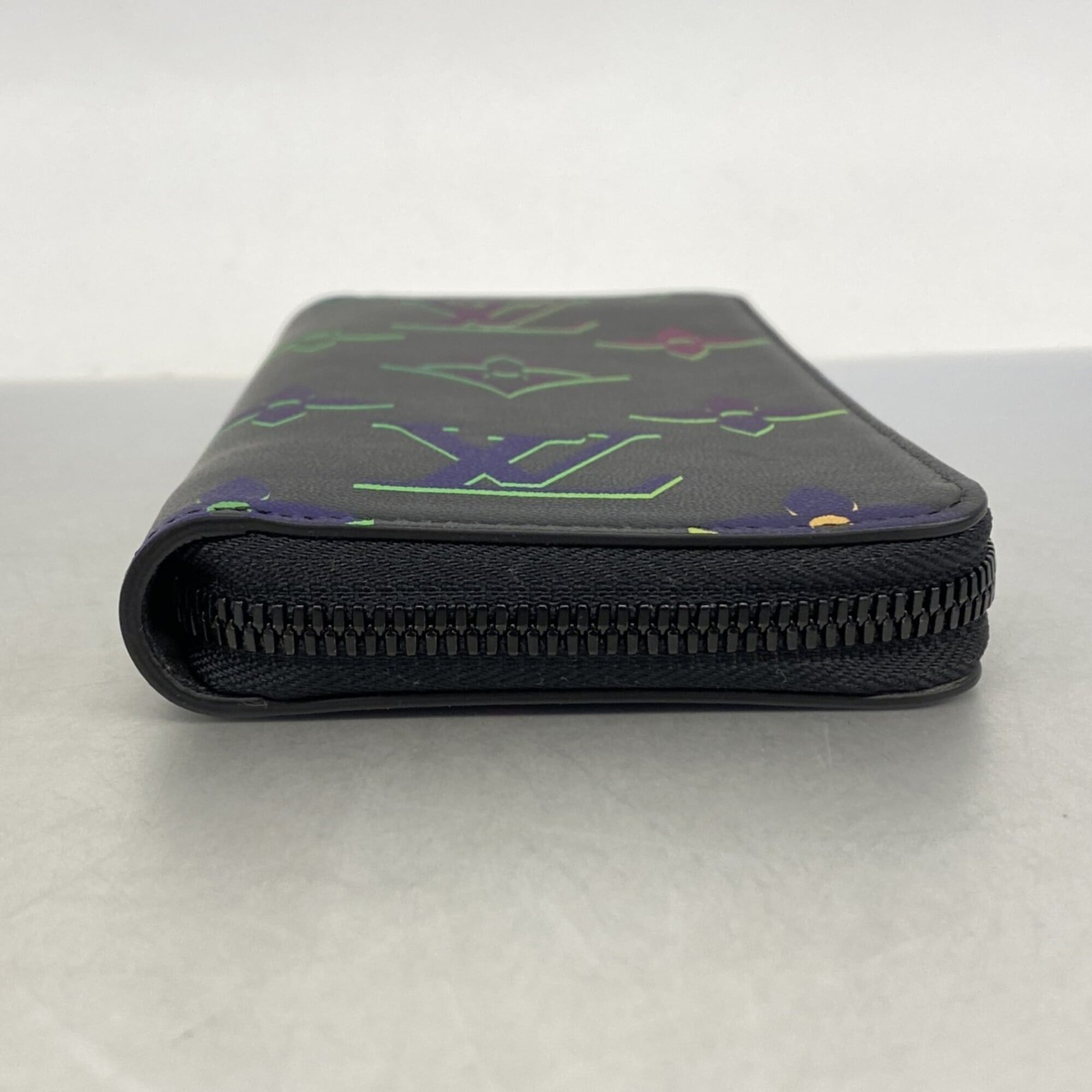 Louis Vuitton Black Multi-Color Long Wallet (Bi-Fold) (Pre-Owned)