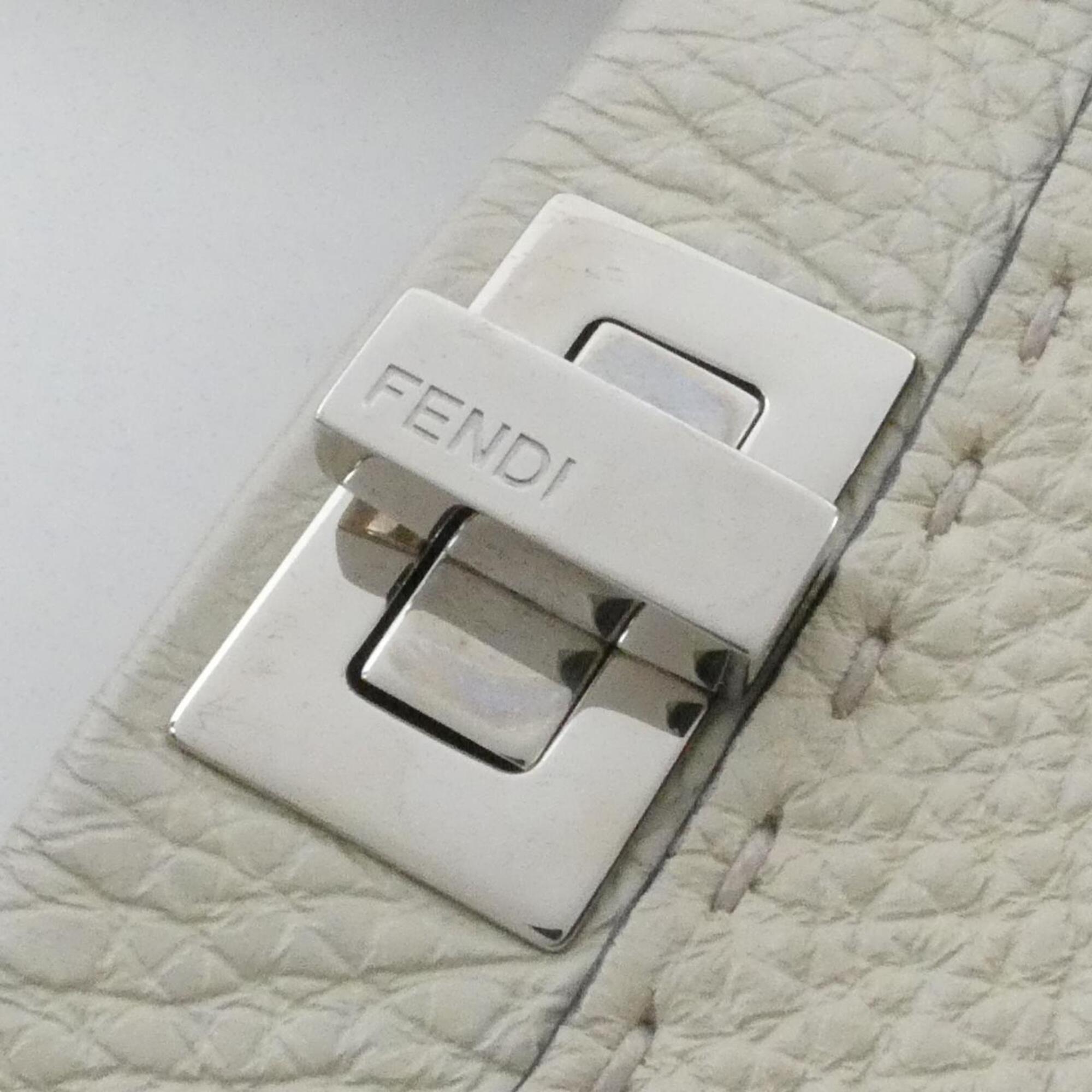 Fendi Selleria Ivory Leather Handbag (Pre-Owned)