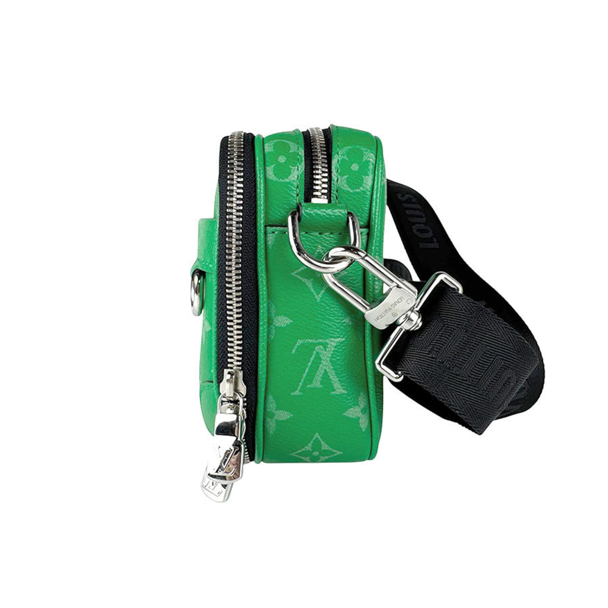 Louis Vuitton Vert Taigarama Shoulder Bag (Pre-Owned)