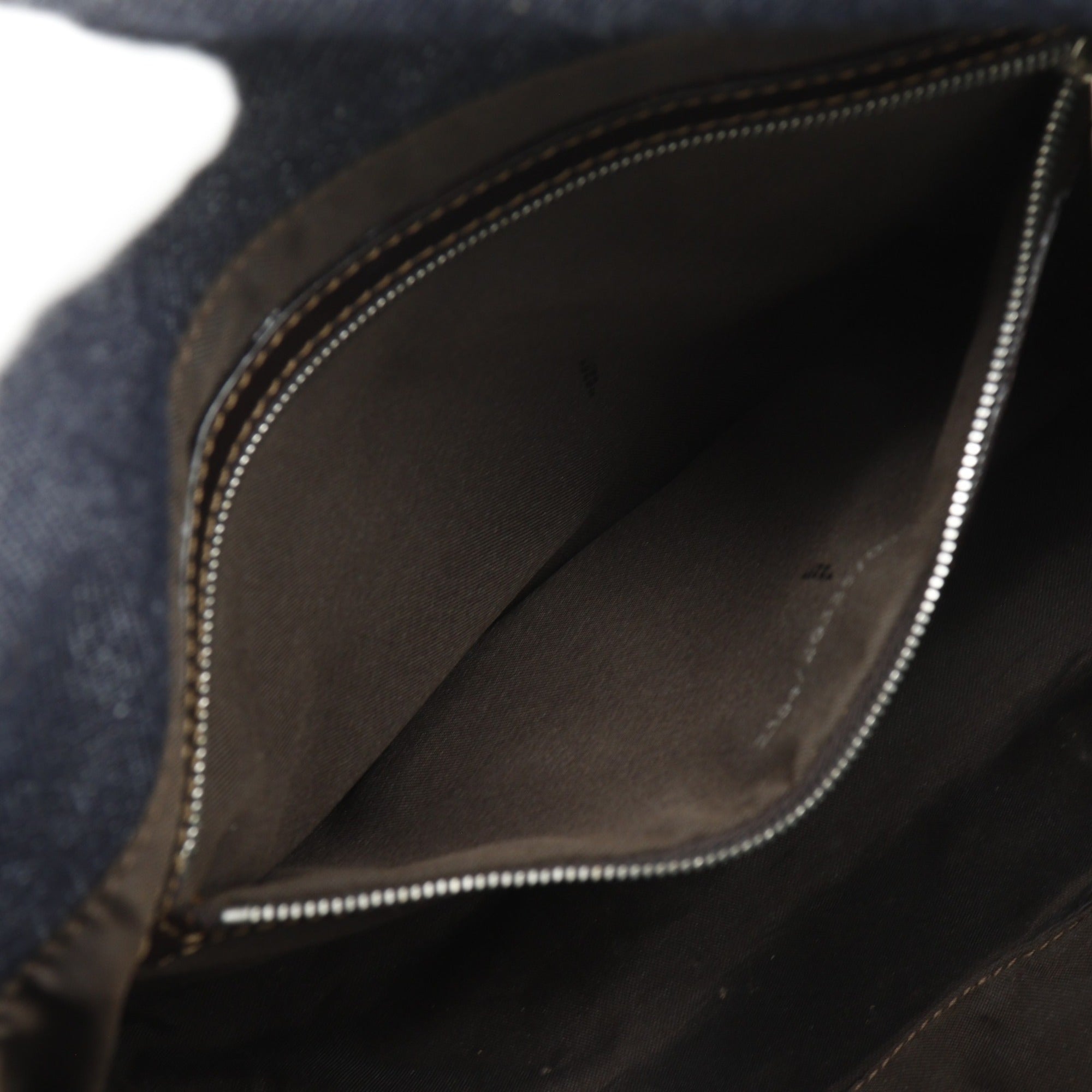 Fendi Navy Denim Shoulder Bag (Pre-Owned)