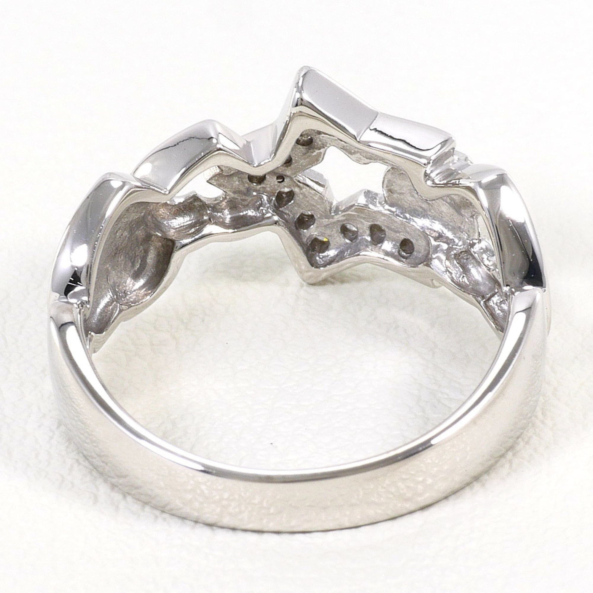 Unbranded White Gold White Gold (18K) Band Ring (Pre-Owned)