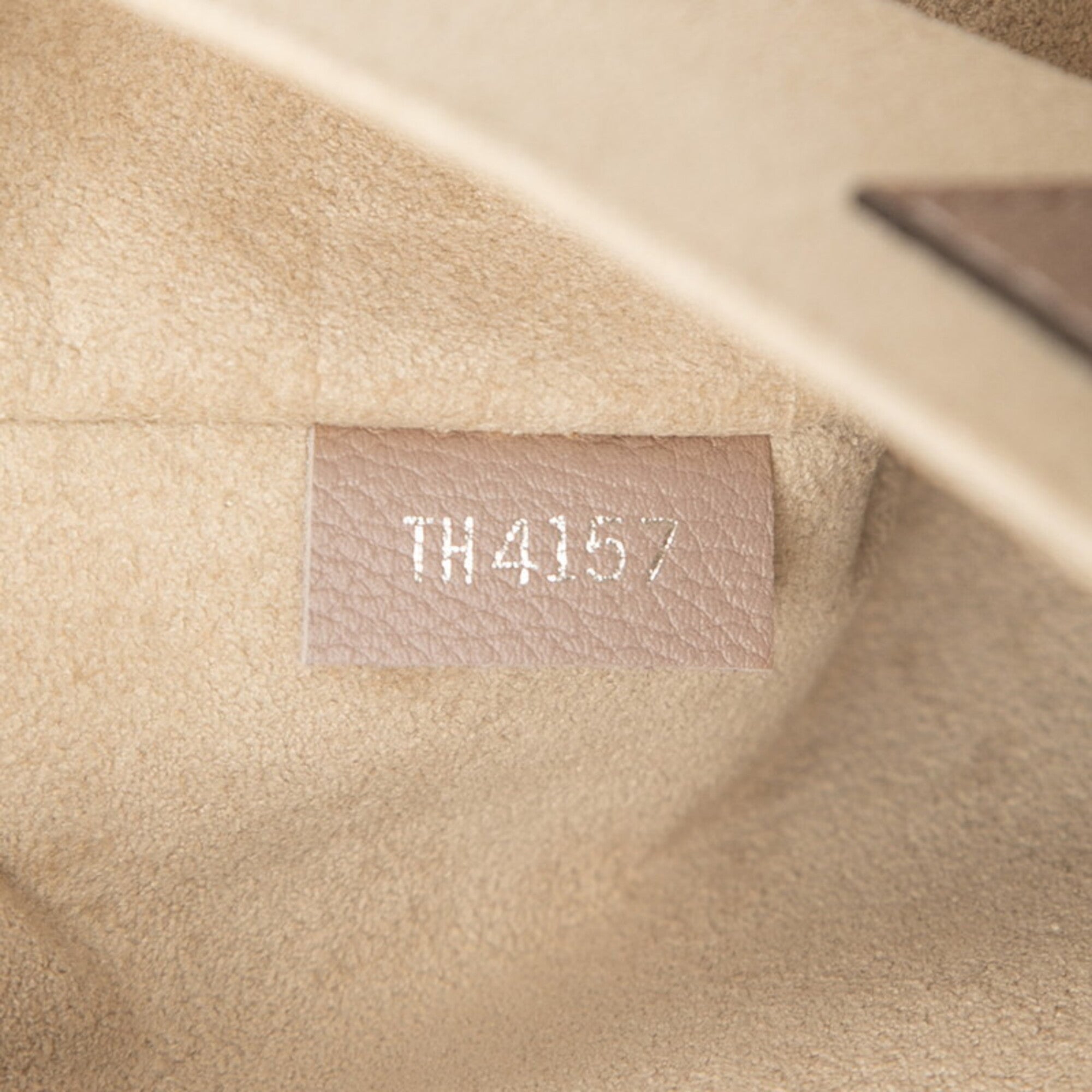 Louis Vuitton Beige Taupe Leather Clutch Bag Pochette (Pre-Owned)