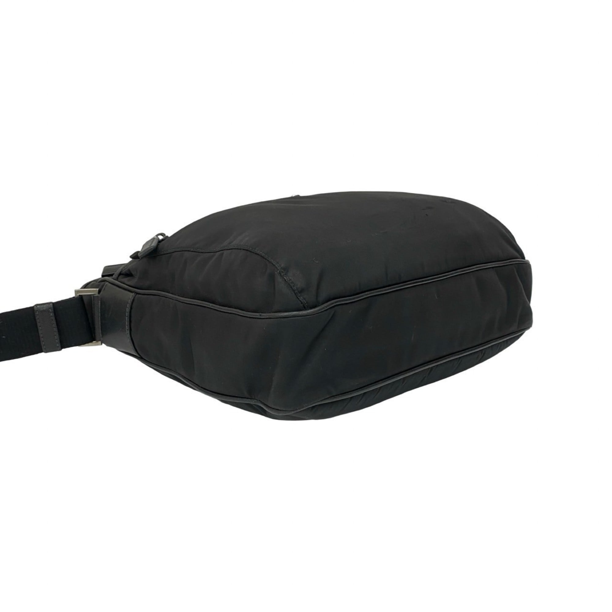Prada Black Nylon Leather Messenger Bag Shoulder Bag (Pre-Owned)