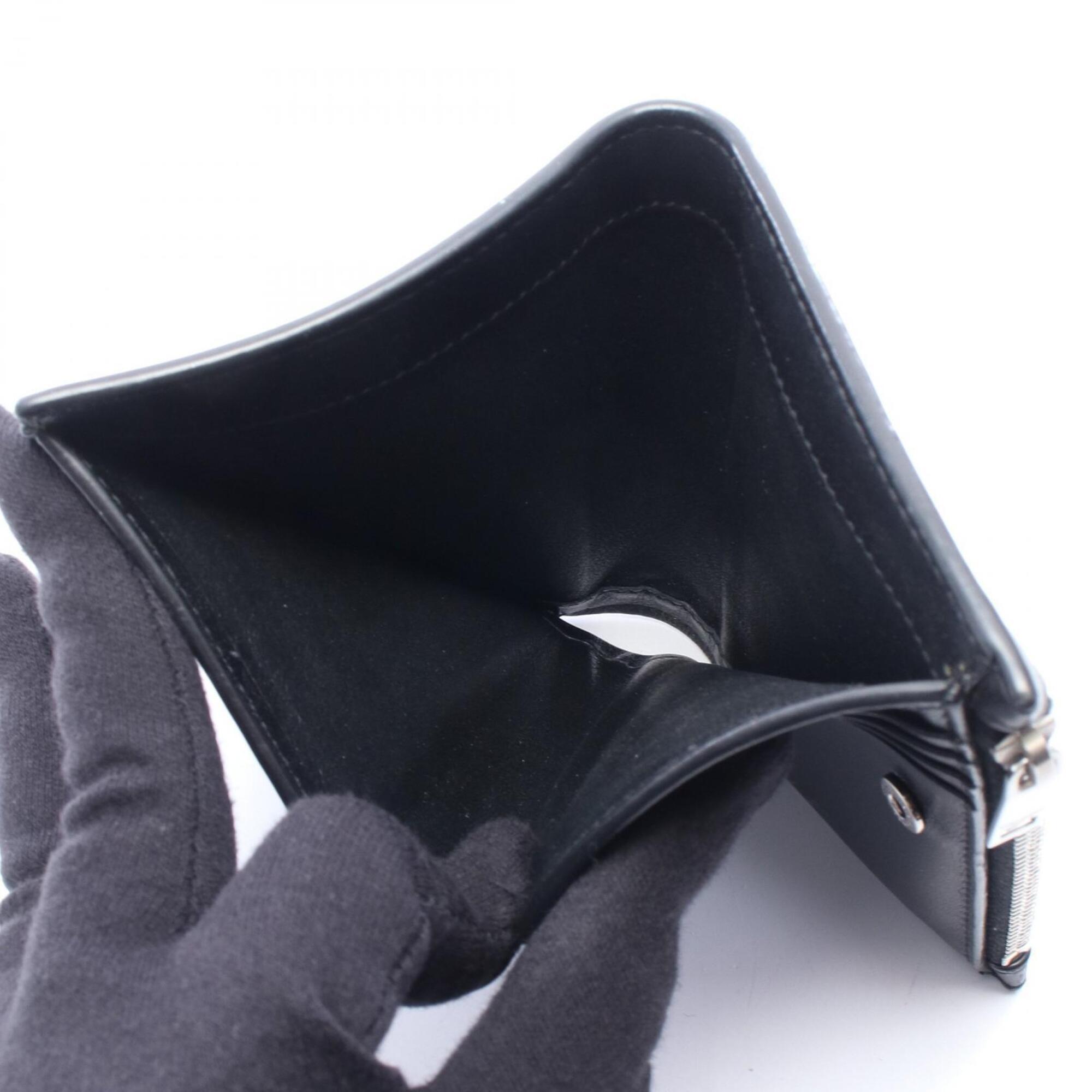 Yves Saint Laurent Black Leather Wallet (Bi-Fold) (Pre-Owned)