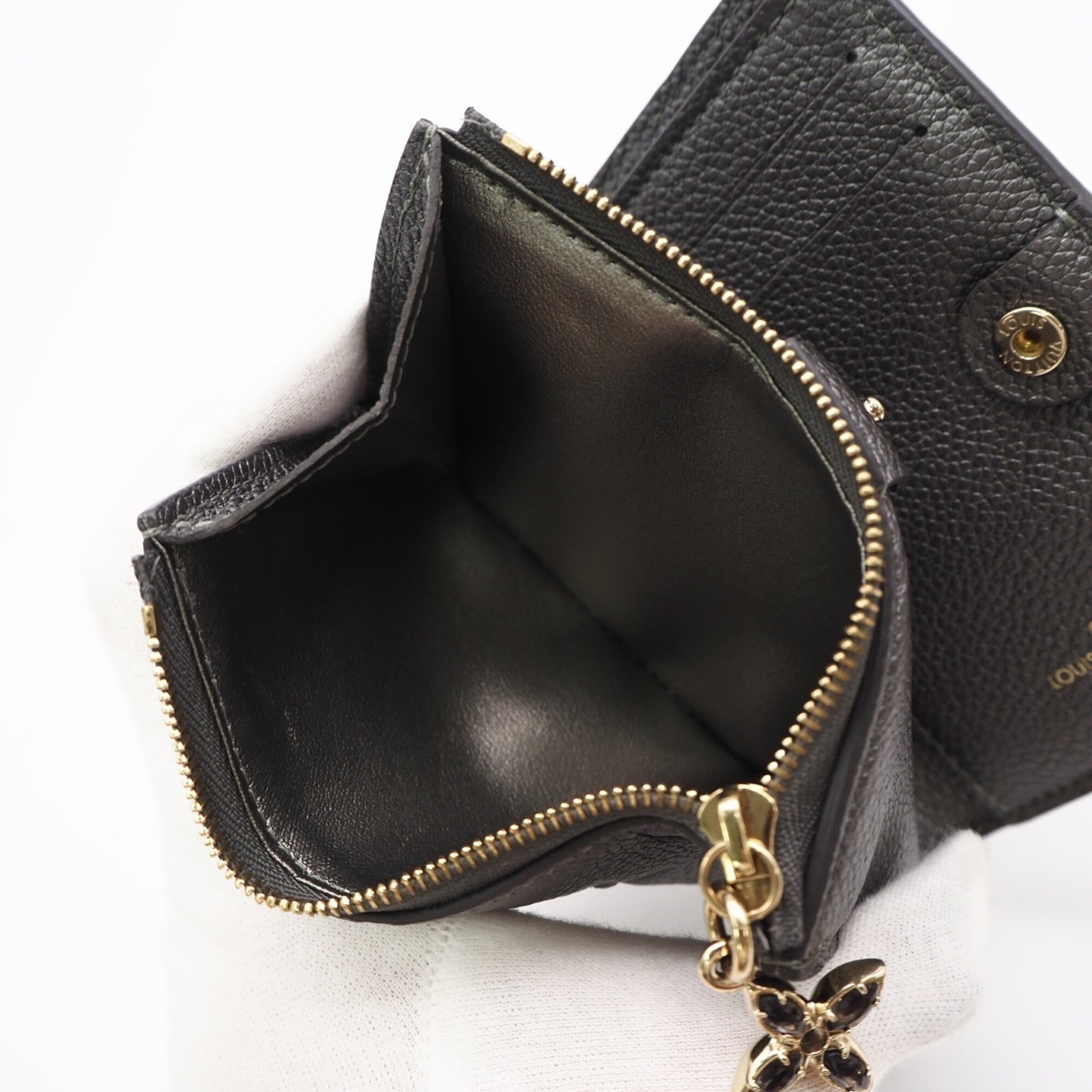 Louis Vuitton Silver Leather Wallet (Bi-Fold) (Pre-Owned)