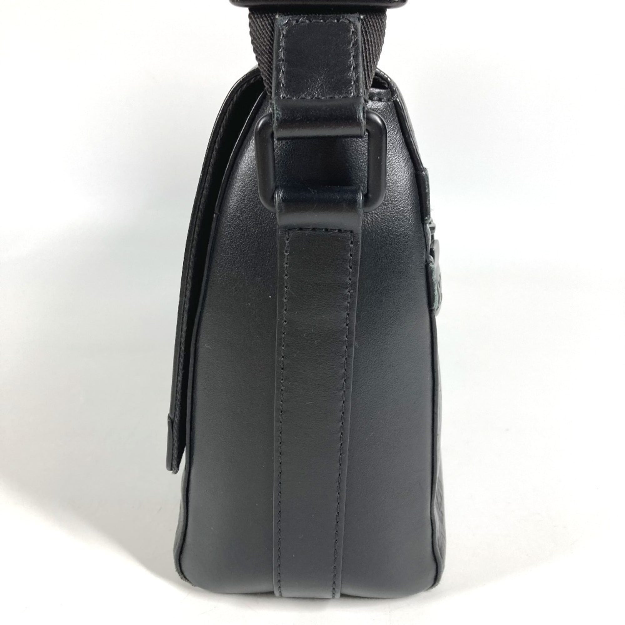 Louis Vuitton Monogram Shadow Black Monogram Shadow Messenger Bag Shoulder Bag (Pre-Owned)