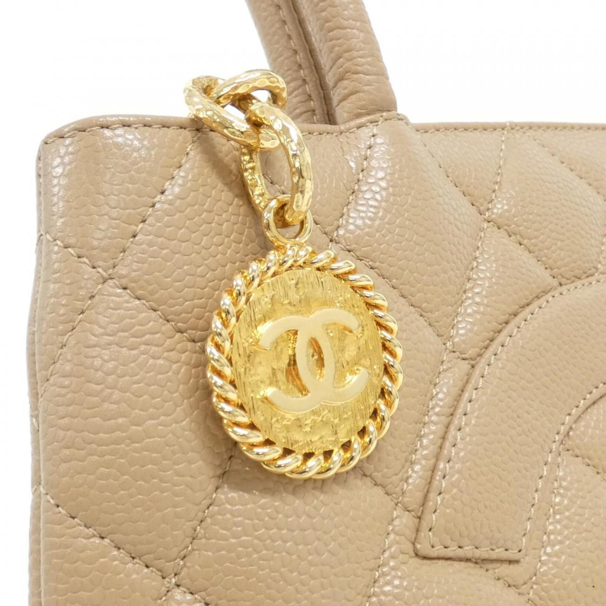 Chanel Beige Grained Calfskin Handbag (Pre-Owned)
