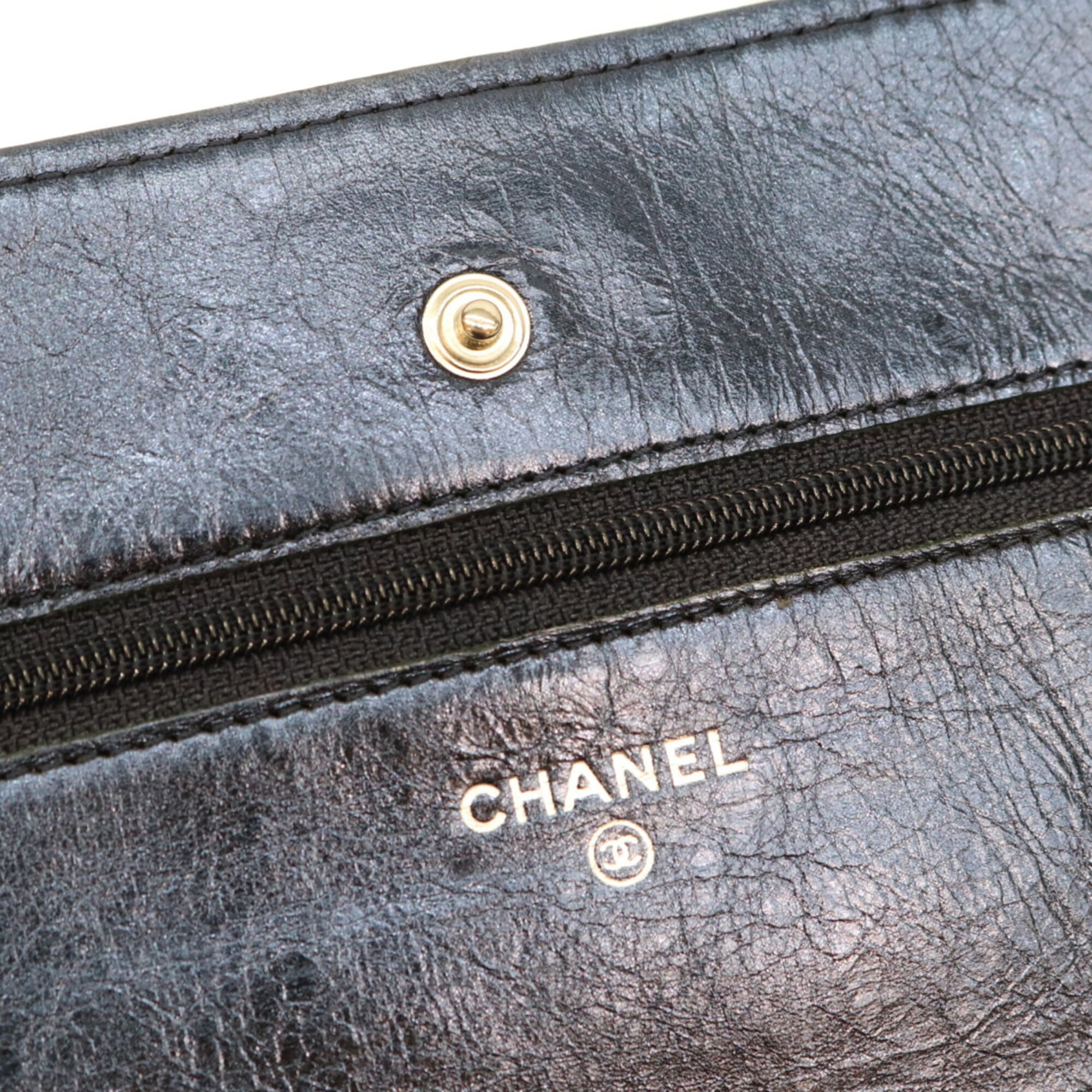 Chanel Metallic Navy Leather Shoulder Bag (Pre-Owned)