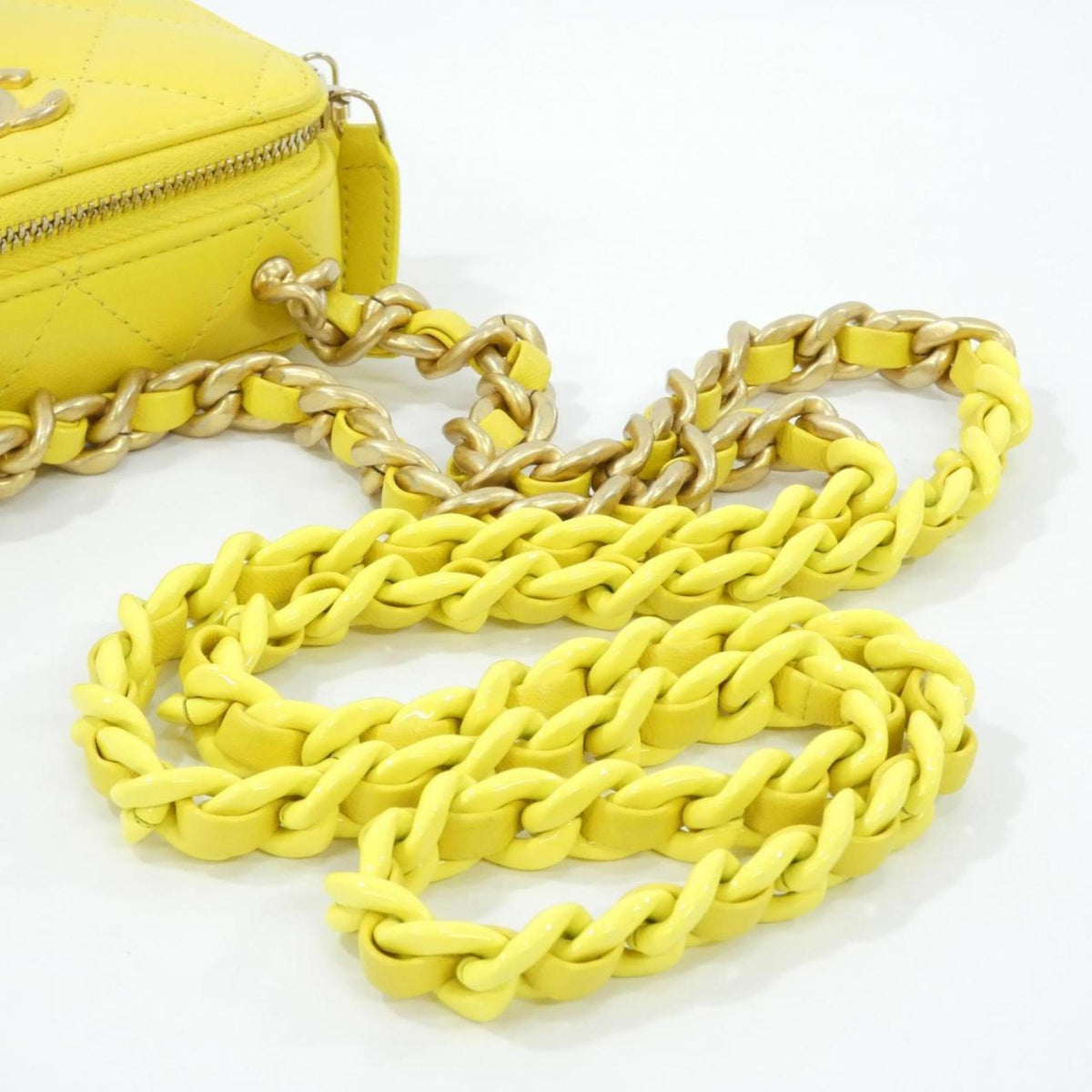 Chanel Yellow Leather Handbag Shoulder Bag (Pre-Owned)