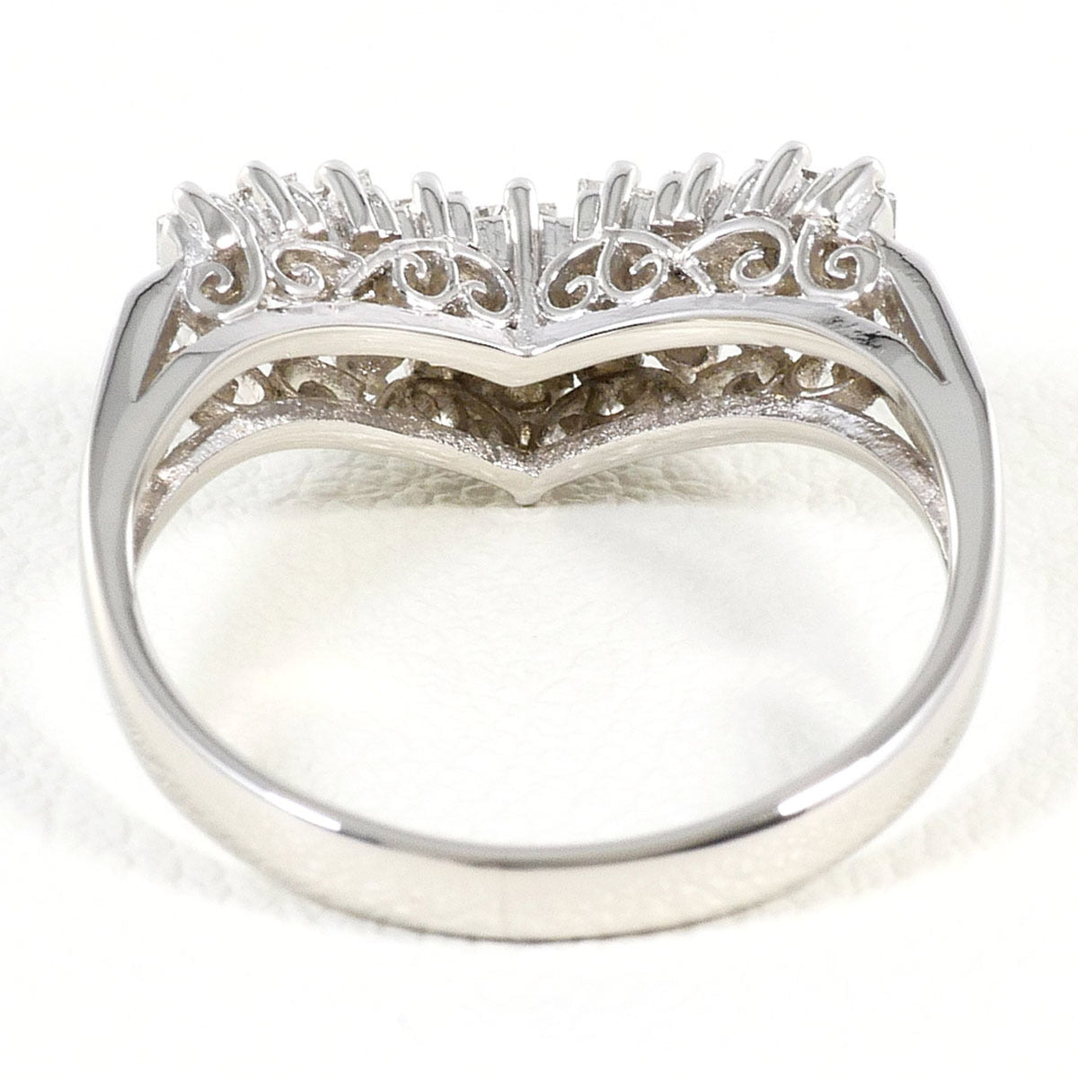 Unbranded Platinum Platinum 900 Band Ring (Pre-Owned)