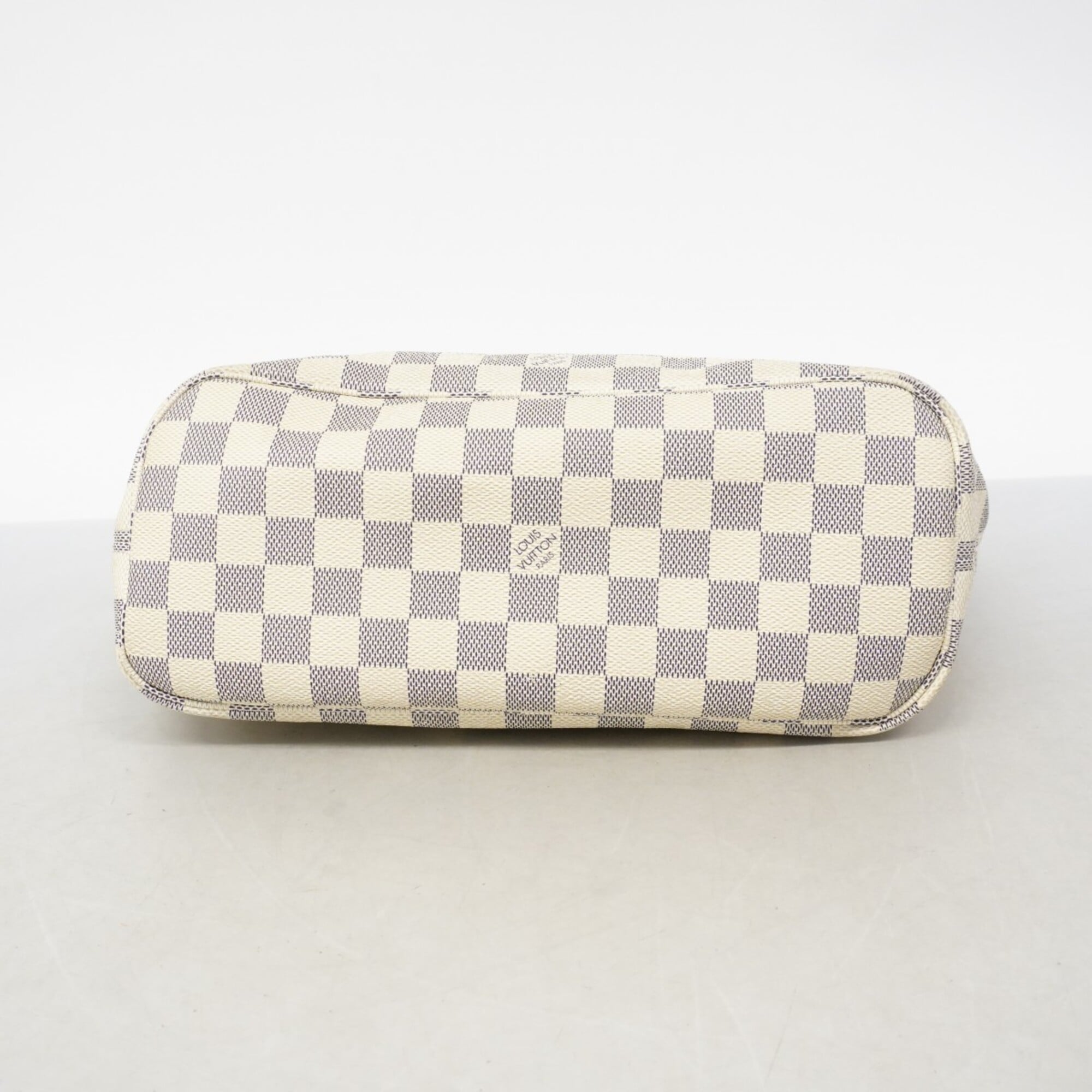 Louis Vuitton White Tote Bag (Pre-Owned)