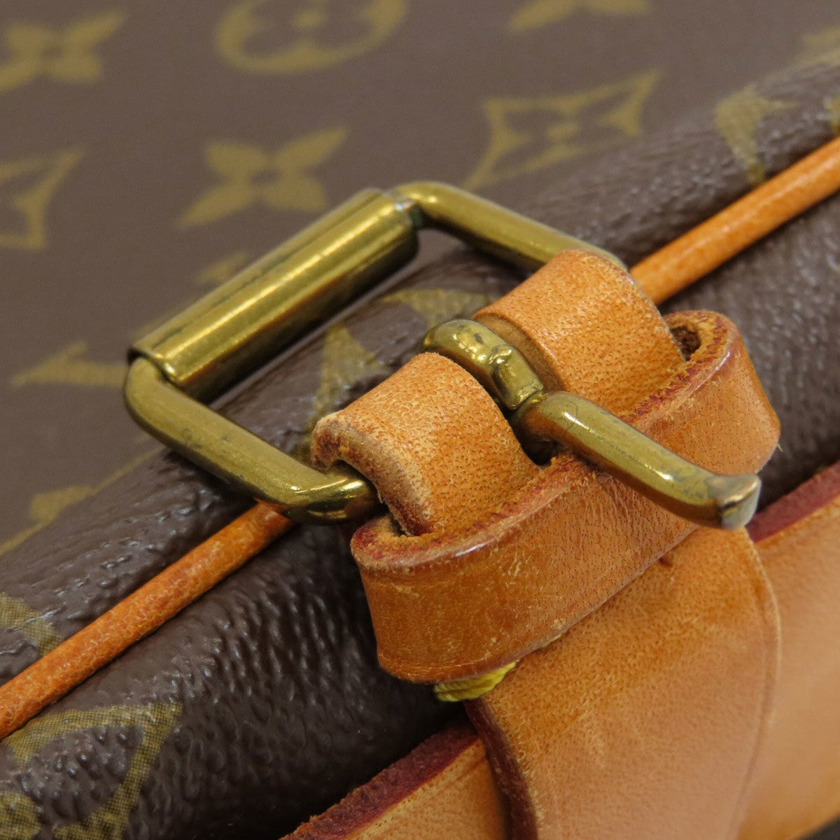 Louis Vuitton Monogram Monogram Canvas Shoulder Bag (Pre-Owned)