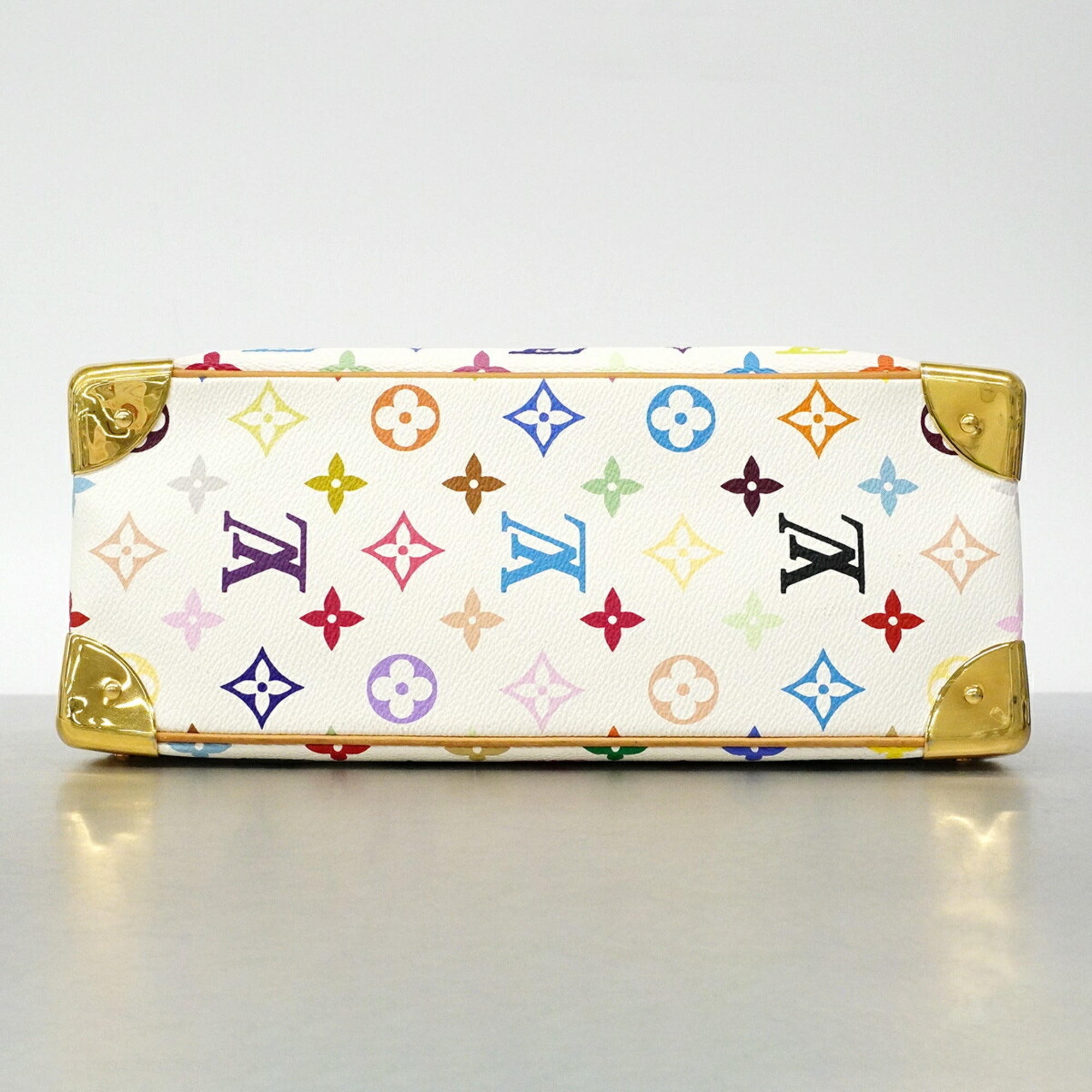 Louis Vuitton Blanc Handbag (Pre-Owned)