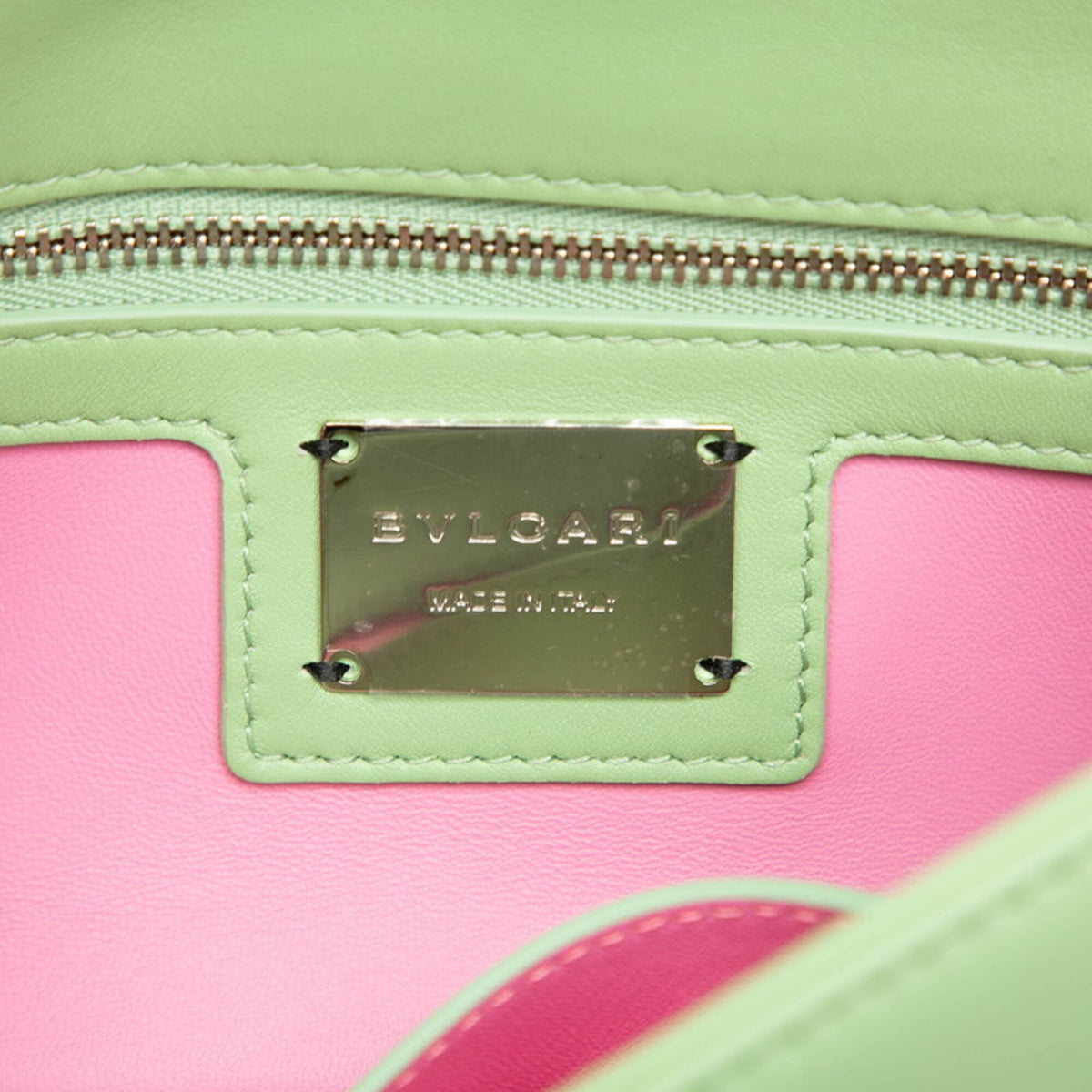 Bvlgari Green Leather Shoulder Bag (Pre-Owned)