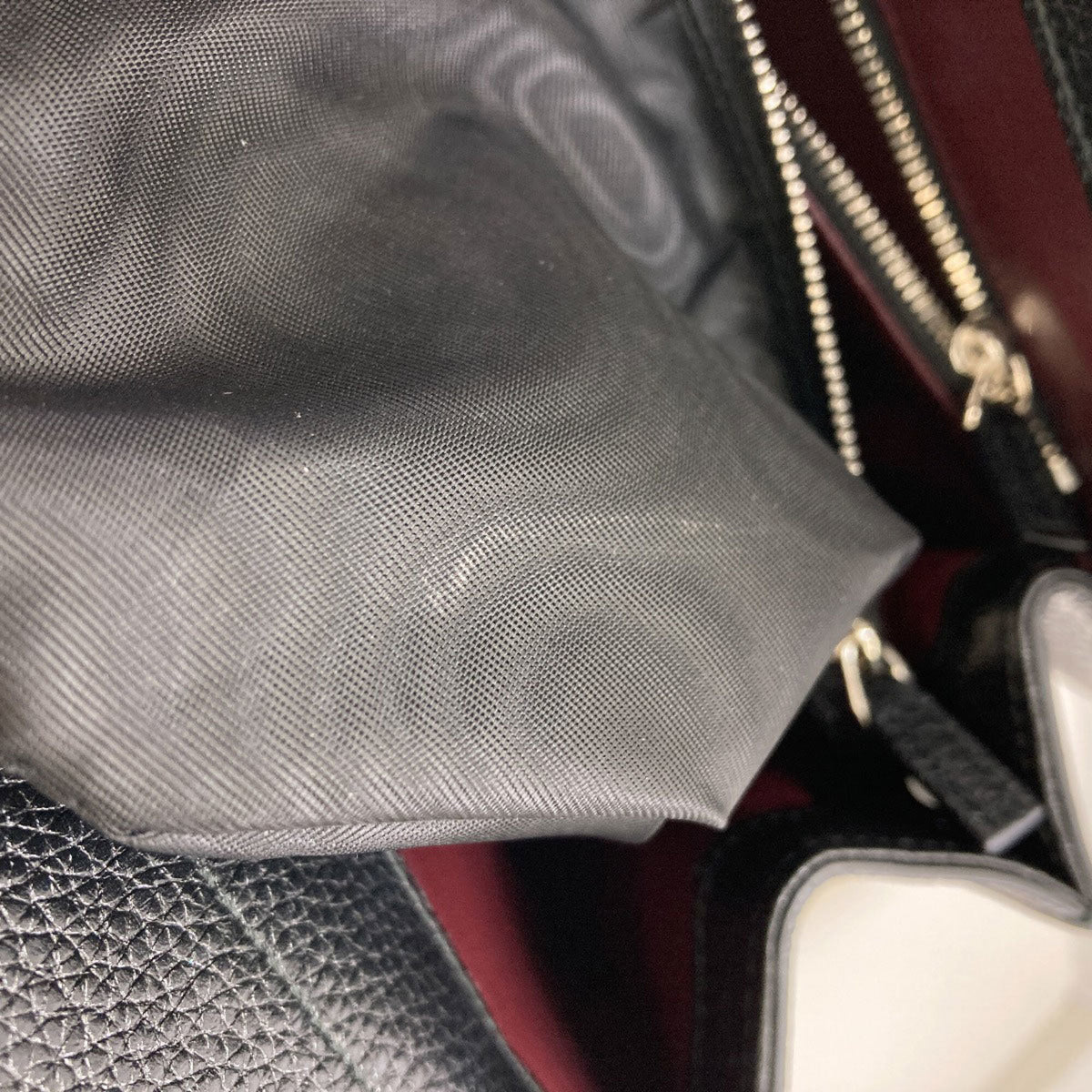 Gucci Black Leather Handbag (Pre-Owned)