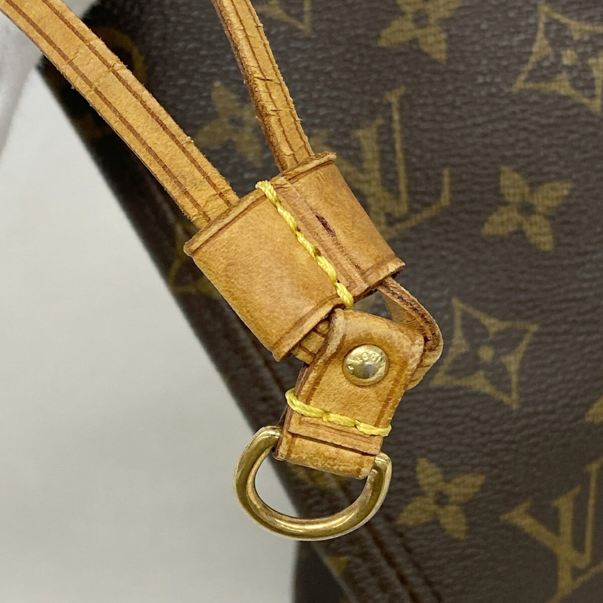 Louis Vuitton Brown Tote Bag (Pre-Owned)