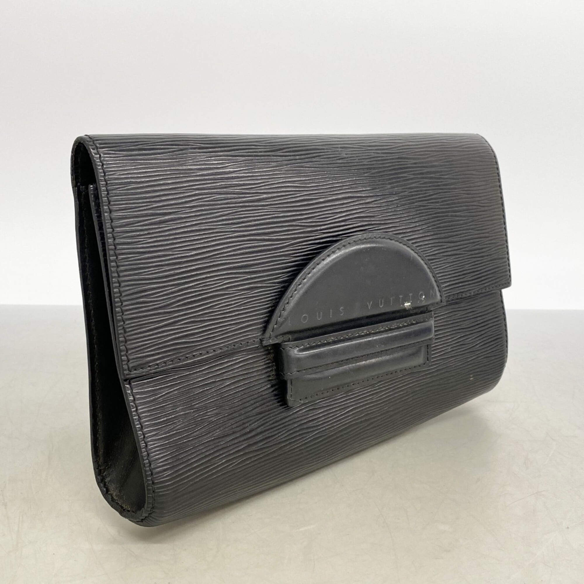 Louis Vuitton Noir Clutch Bag (Pre-Owned)