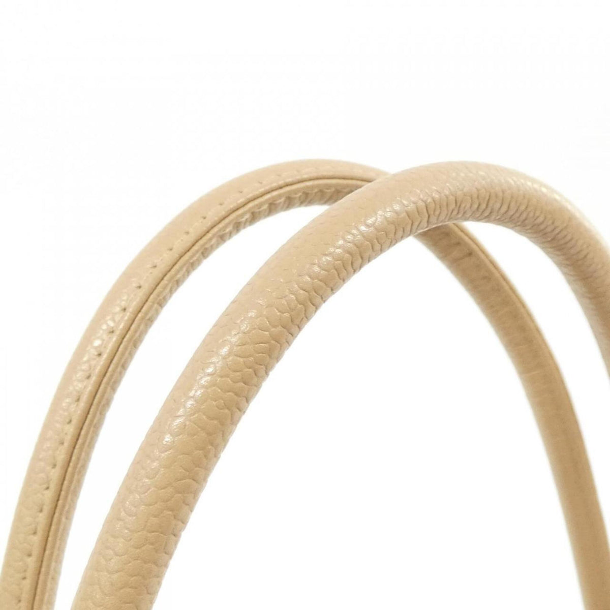 Chanel Beige Grained Calfskin Handbag (Pre-Owned)