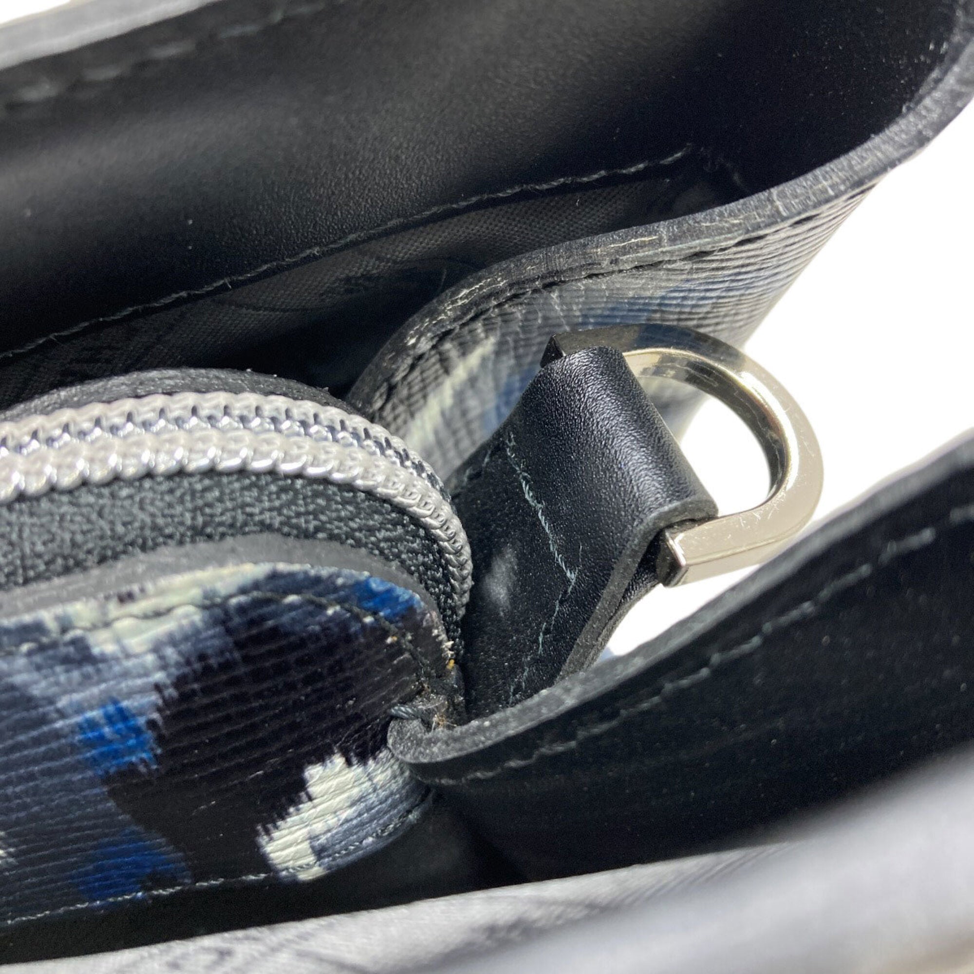 Longchamp Black Blue Leather Handbag (Pre-Owned)