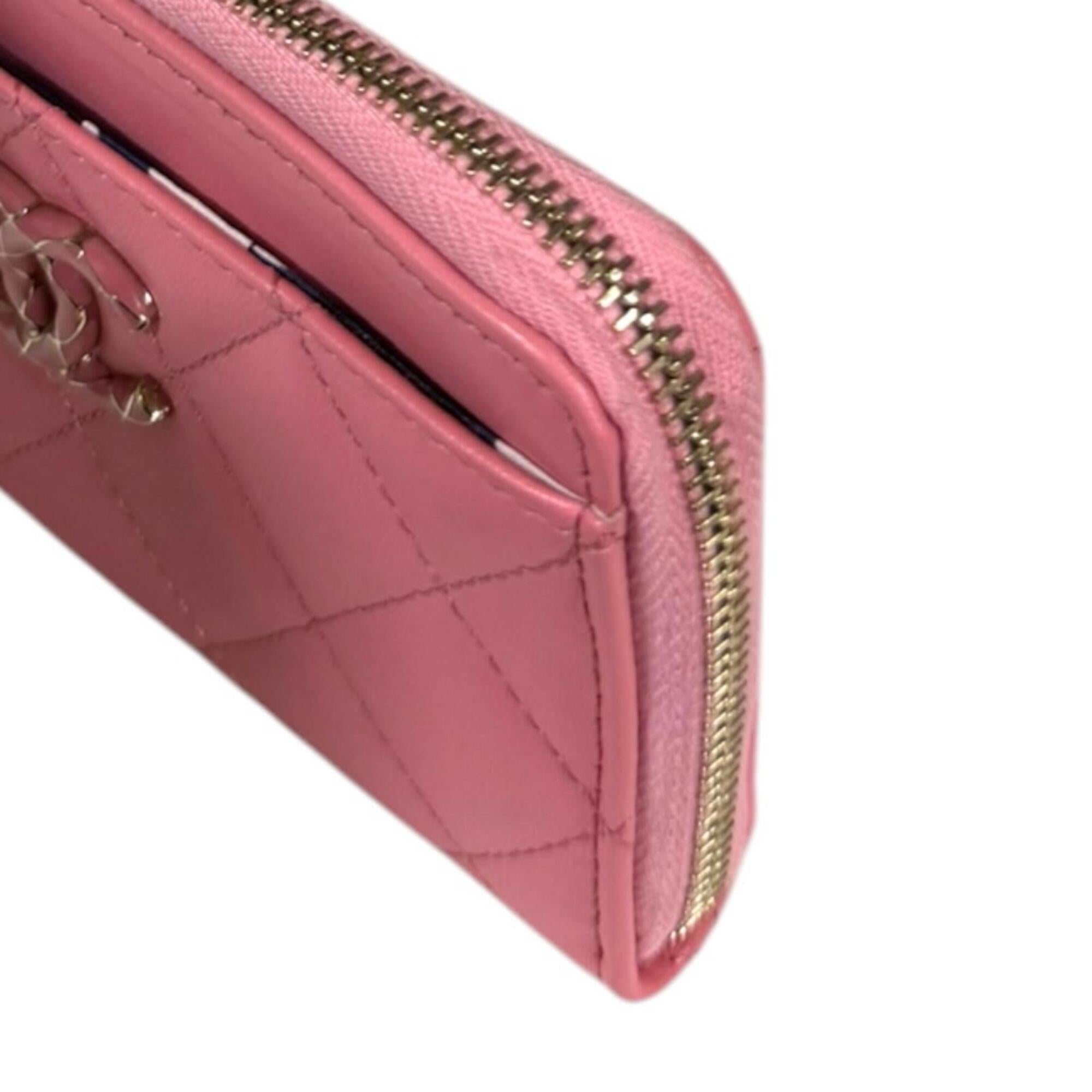 Chanel Matelasse Pink Leather Coin Purse/Coin Case (Pre-Owned)