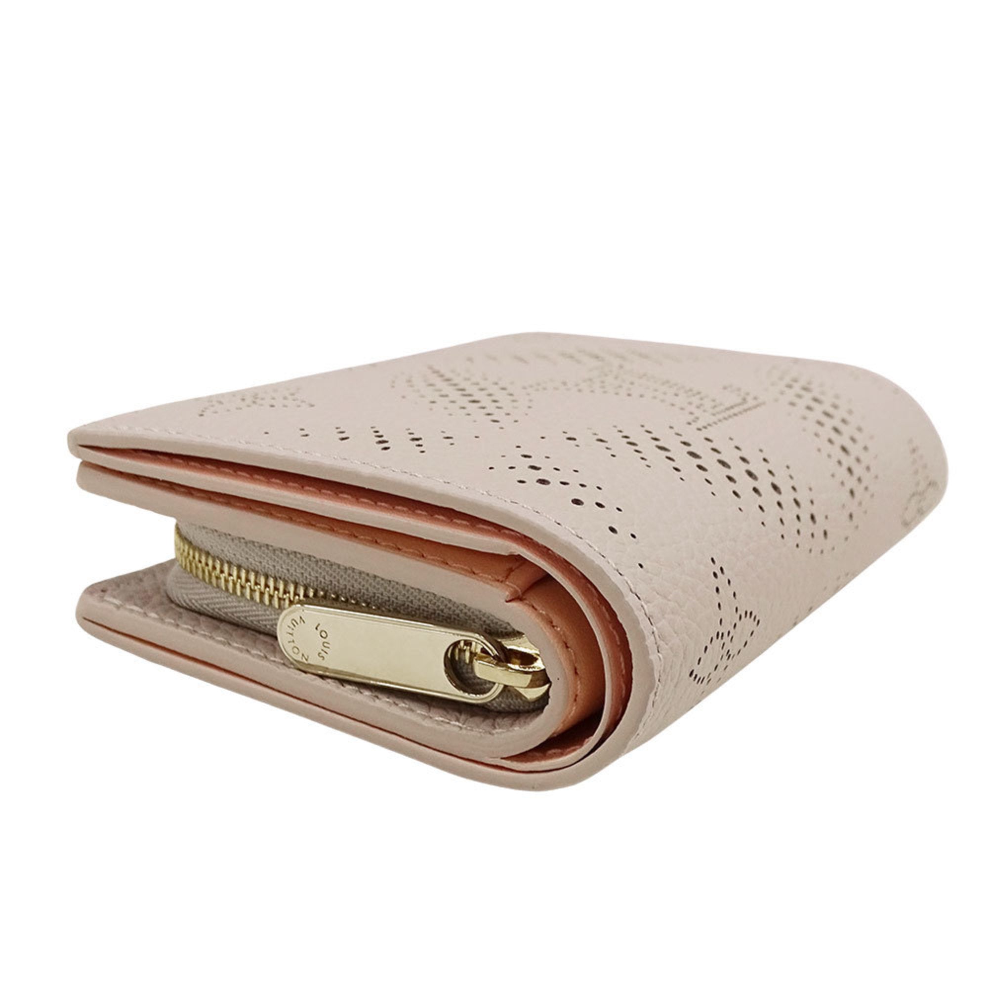 Louis Vuitton Gray Monogram Wallet (Bi-Fold) (Pre-Owned)