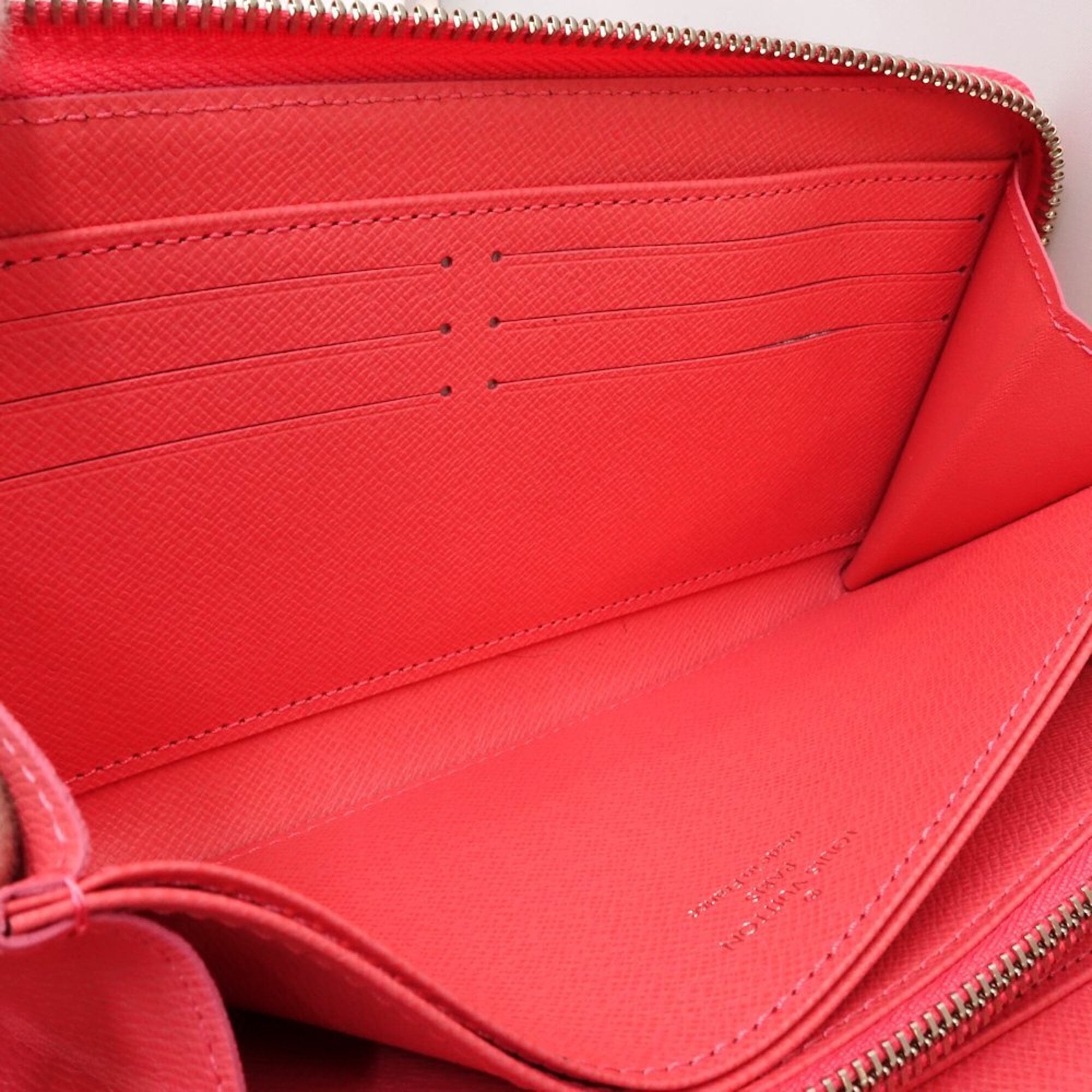 Louis Vuitton Epi Leather Long Wallet (Bi-Fold) (Pre-Owned)