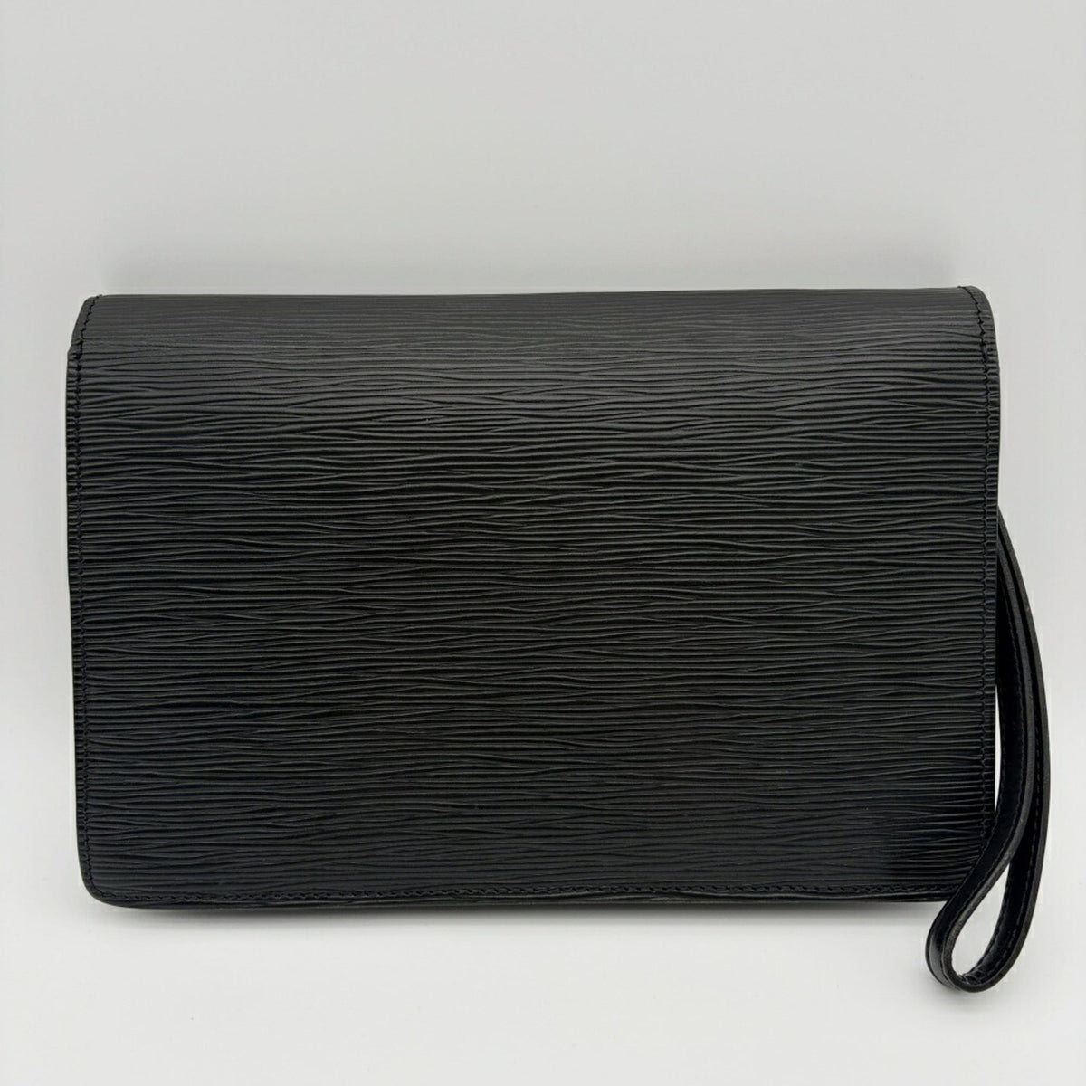 Louis Vuitton Noir Epi Leather Clutch Bag Pochette (Pre-Owned)