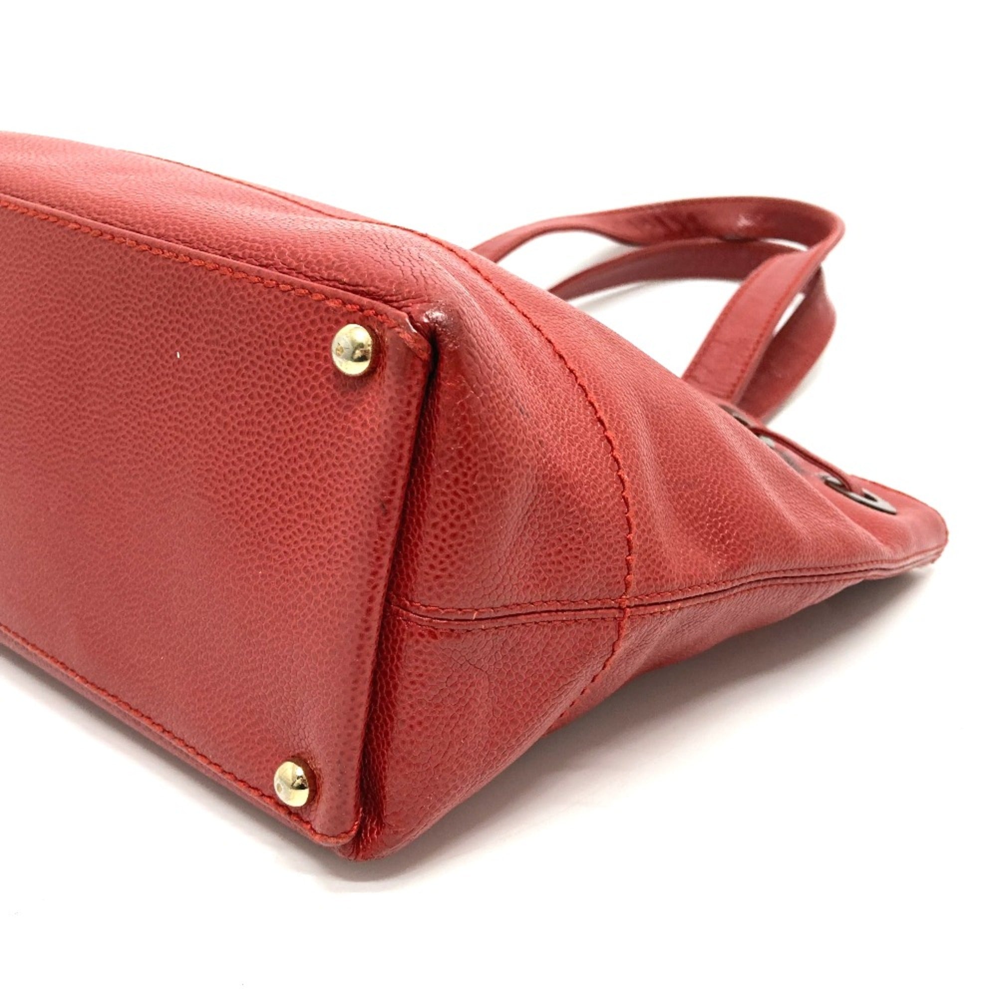 Chanel Red Leather Tote Bag (Pre-Owned)