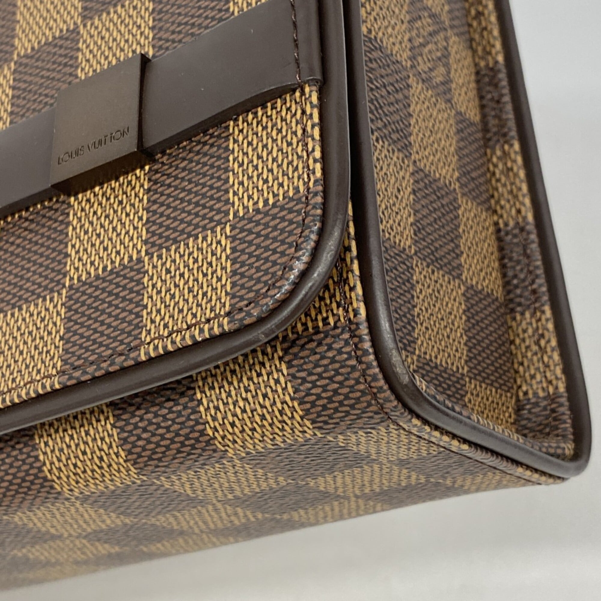 Louis Vuitton Ebene Shoulder Bag (Pre-Owned)