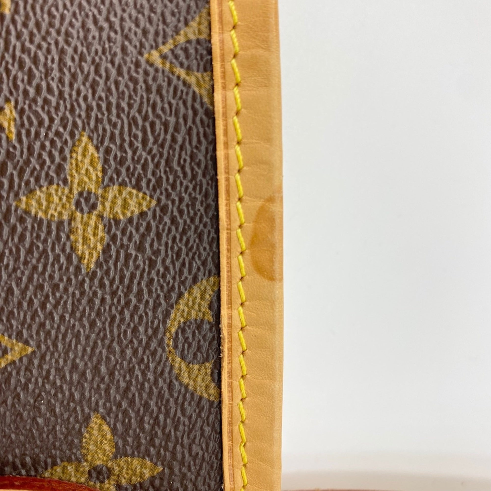 Louis Vuitton Brown Tote Bag (Pre-Owned)