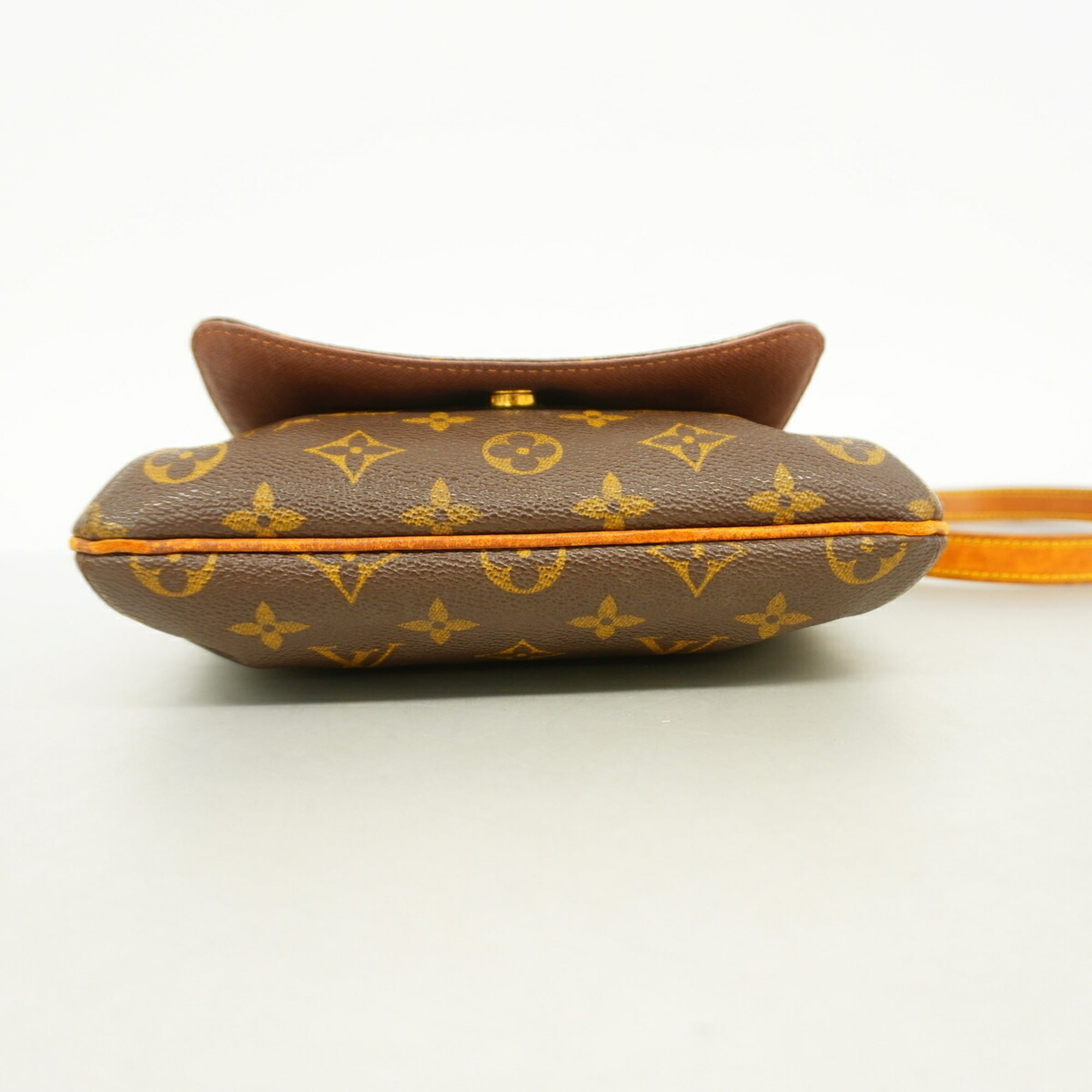 Louis Vuitton Brown Shoulder Bag (Pre-Owned)
