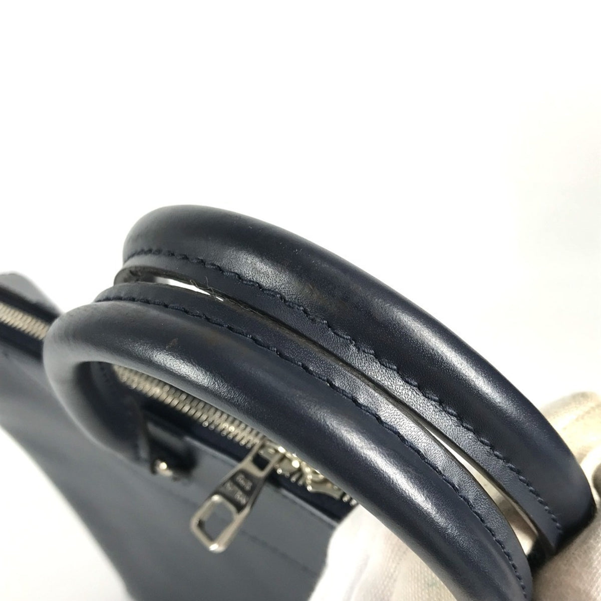 Louis Vuitton Navy Navy Blue Epi Leather Handbag (Pre-Owned)
