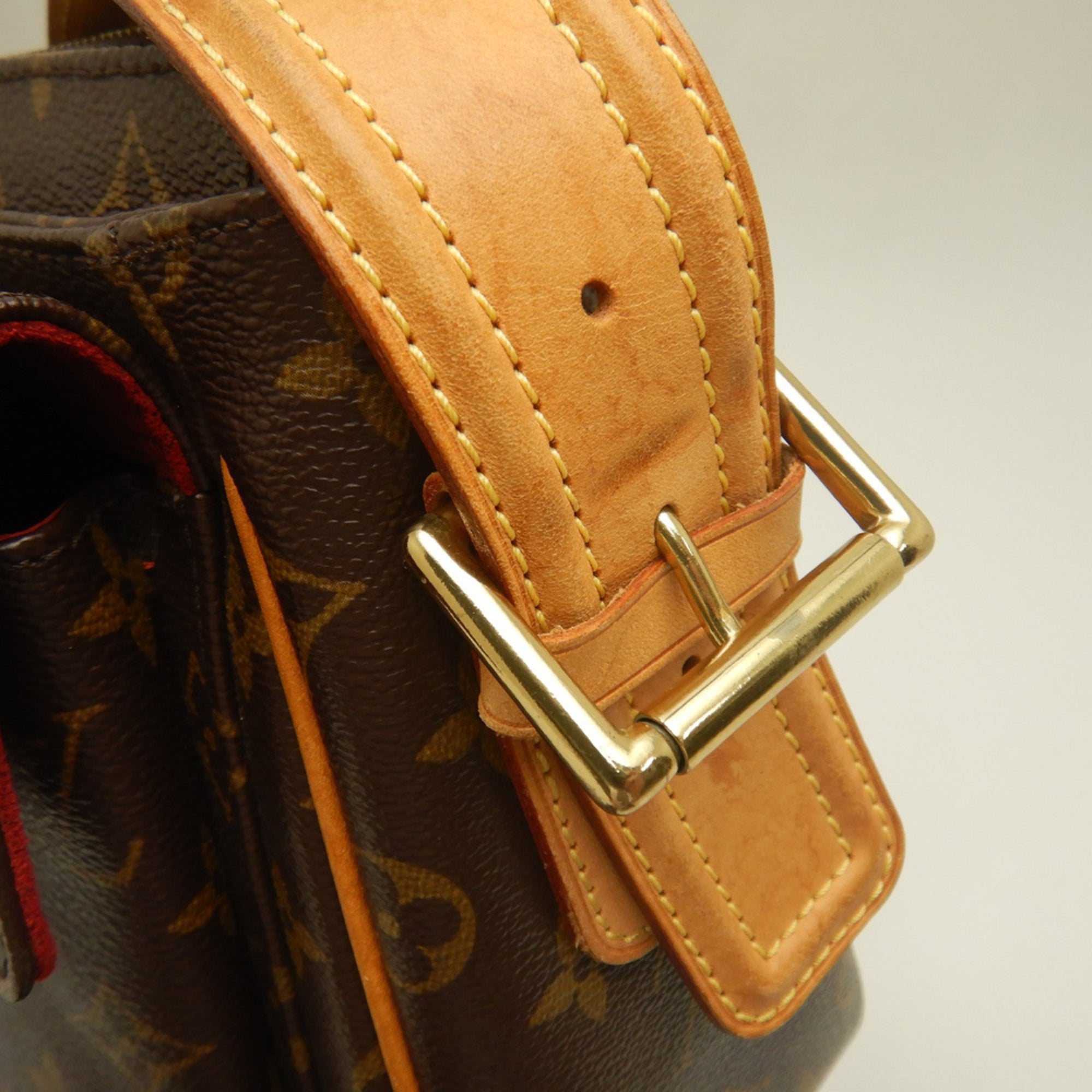 Louis Vuitton Monogram Brown Monogram Shoulder Bag (Pre-Owned)
