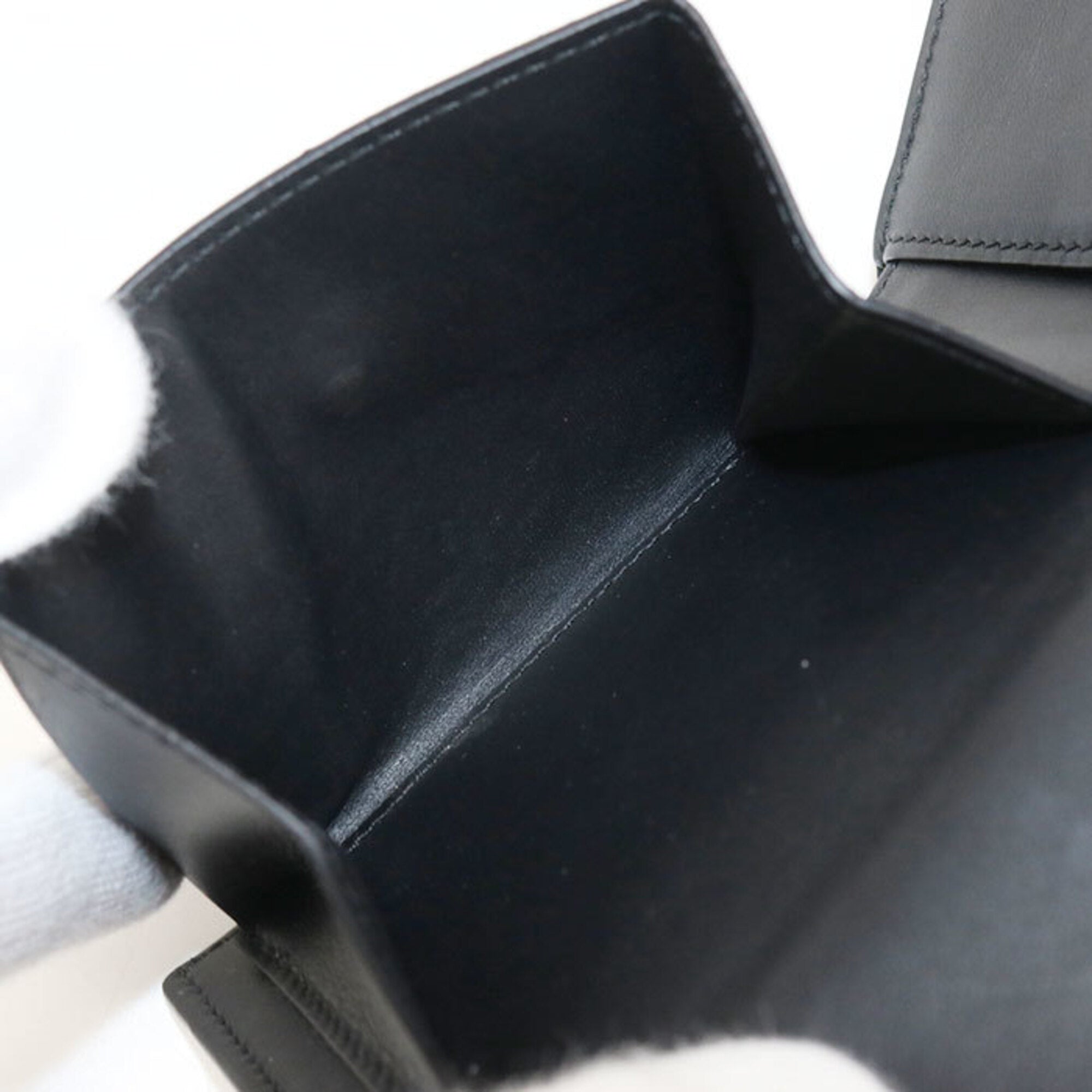 Loewe Black Leather Wallet (Bi-Fold) (Pre-Owned)