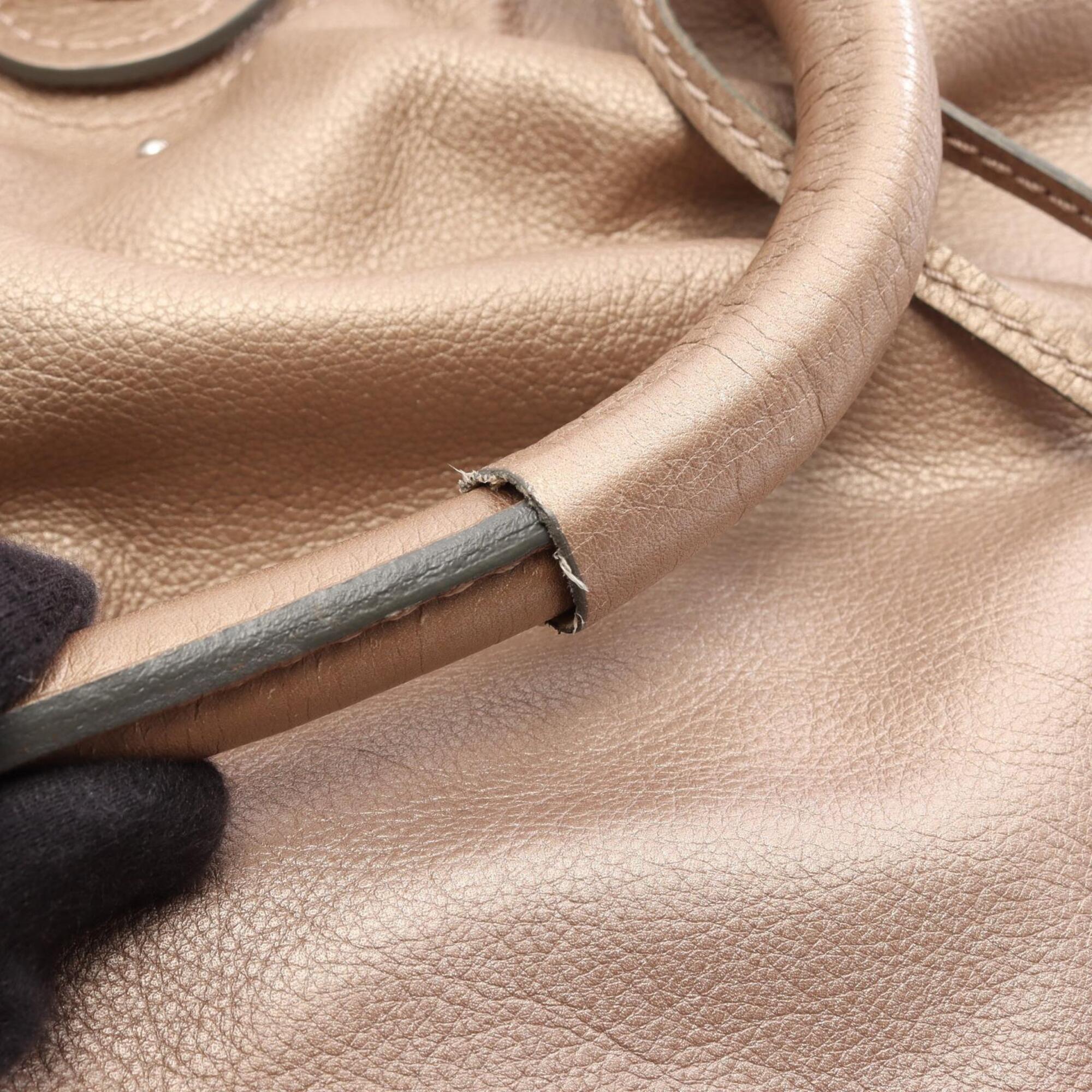 Chloé Gold Leather Handbag (Pre-Owned)