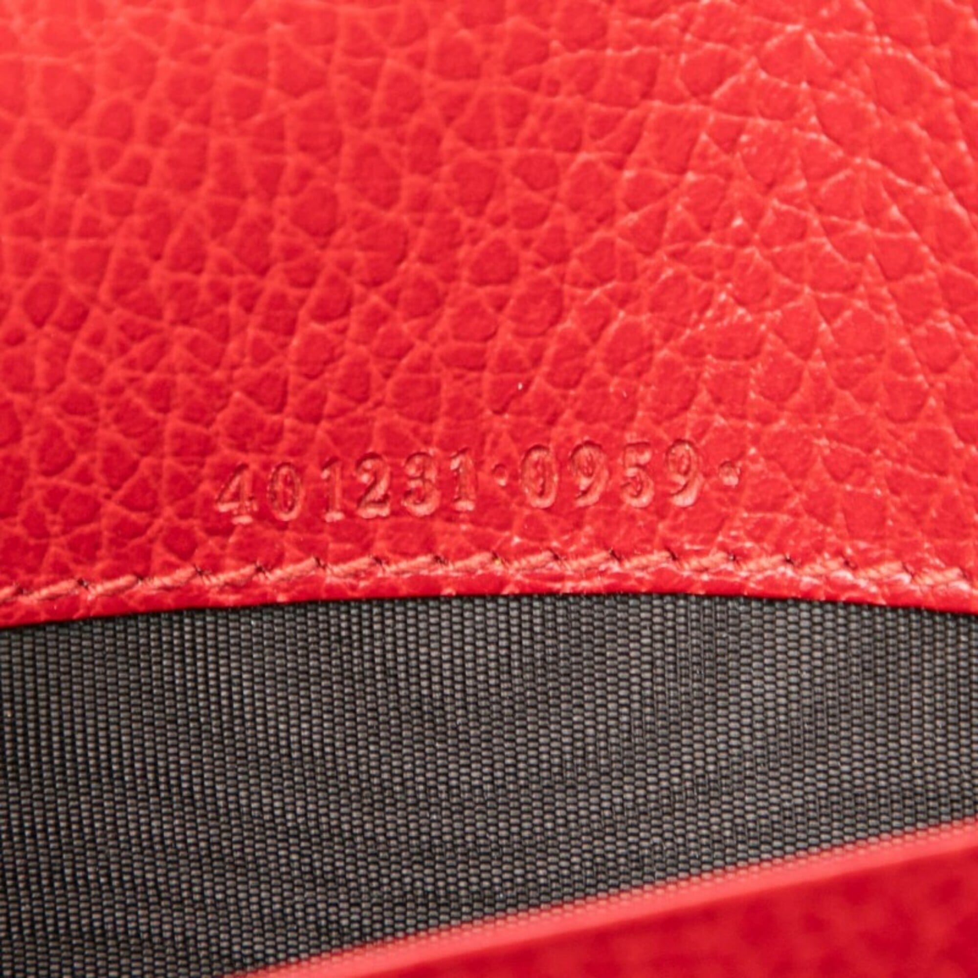 Gucci Red Color Leather Shoulder Bag (Pre-Owned)