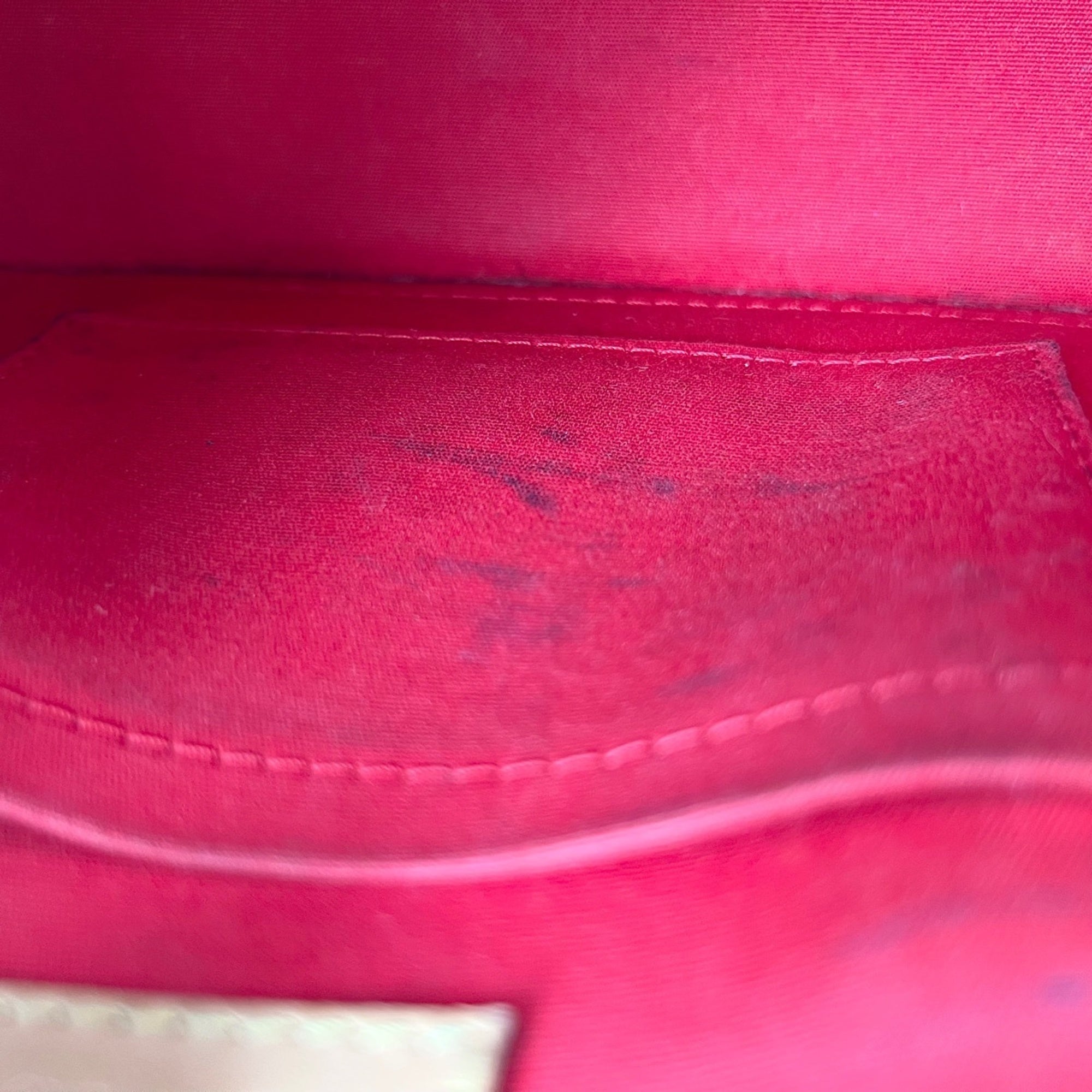 Louis Vuitton Red Color Handbag (Pre-Owned)
