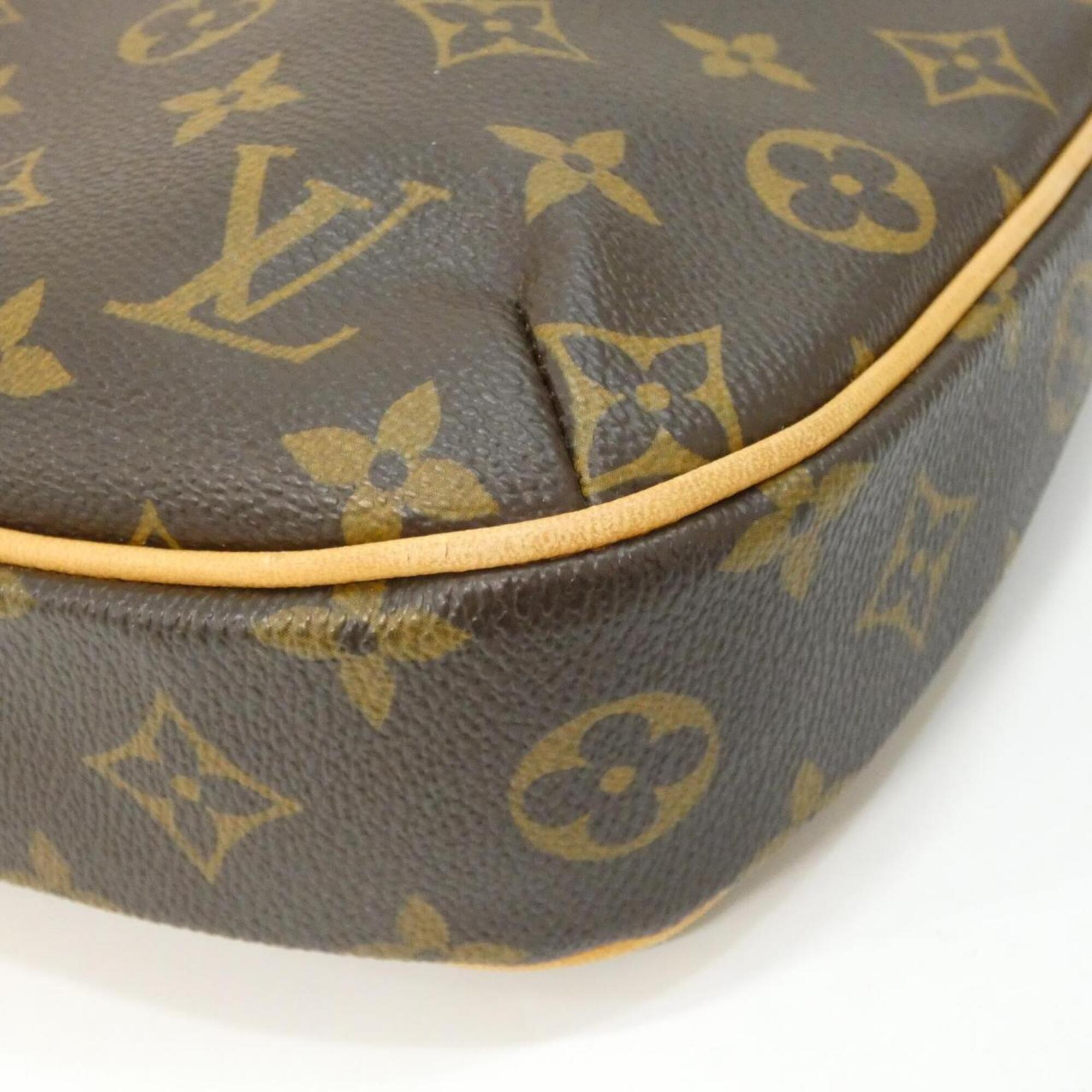Louis Vuitton Marron Coated Canvas Shoulder Bag (Pre-Owned)