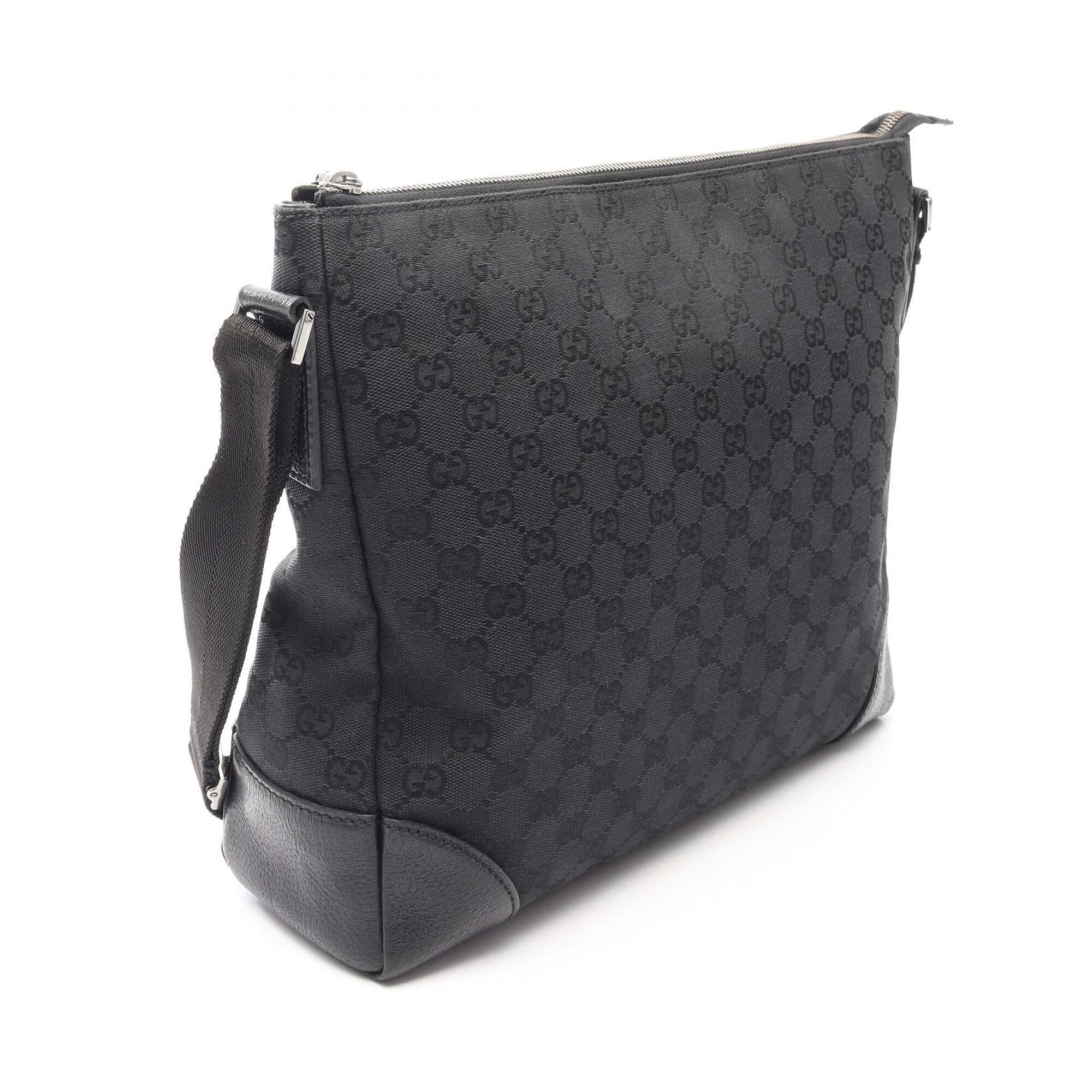 Gucci Gg Canvas Black Gg Canvas Handbag Shoulder Bag (Pre-Owned)