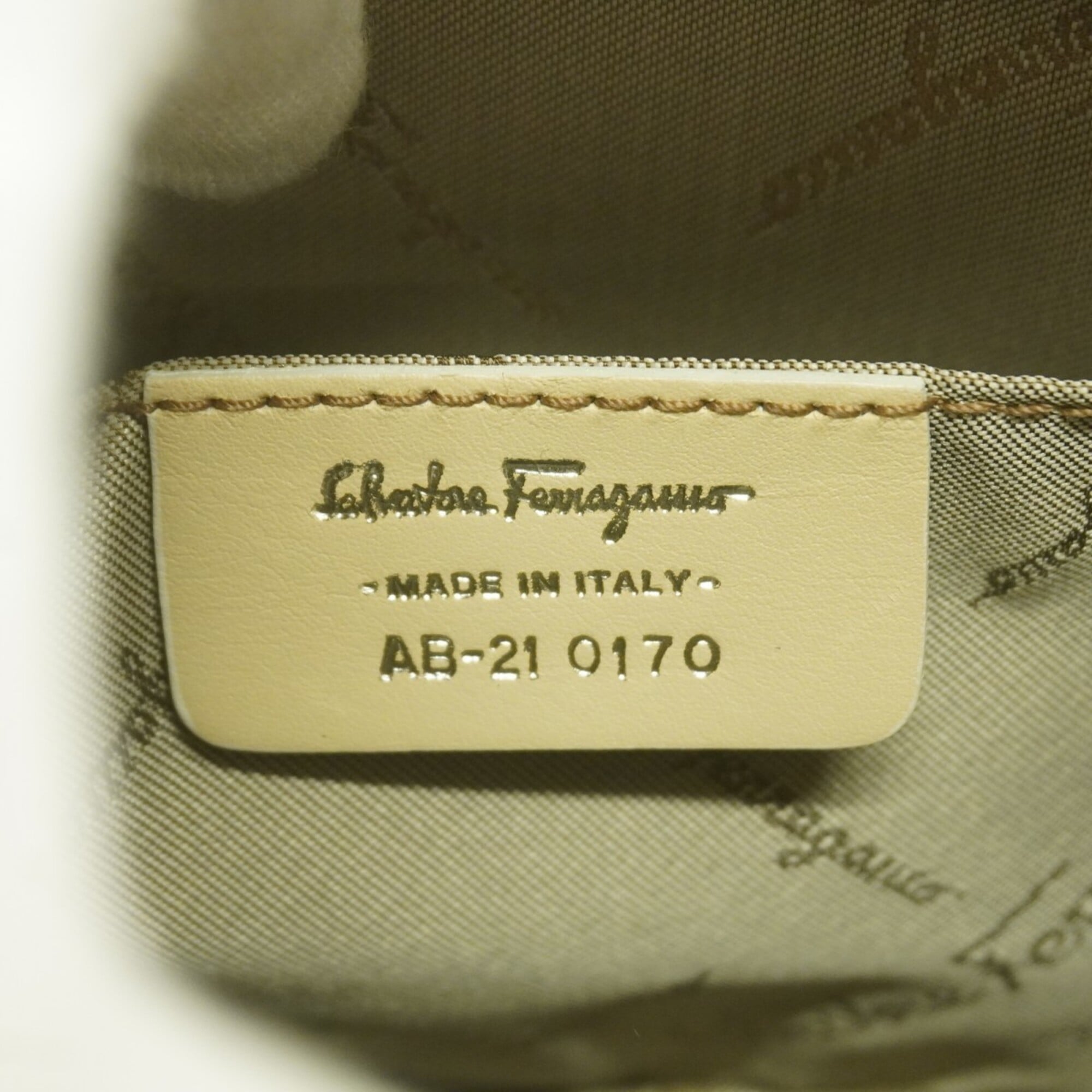 Salvatore Ferragamo Brown Shoulder Bag (Pre-Owned)
