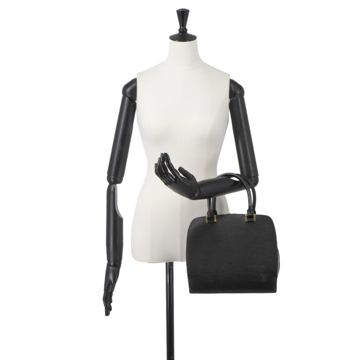 Louis Vuitton Noir Epi Leather Handbag (Pre-Owned)