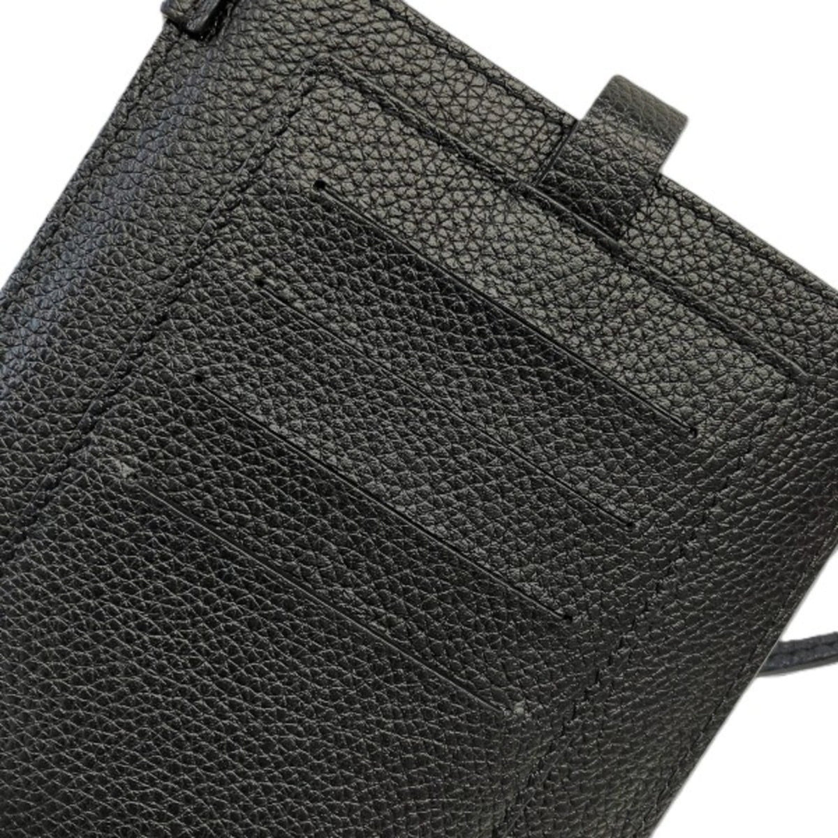 Burberry Black Leather Shoulder Bag (Pre-Owned)