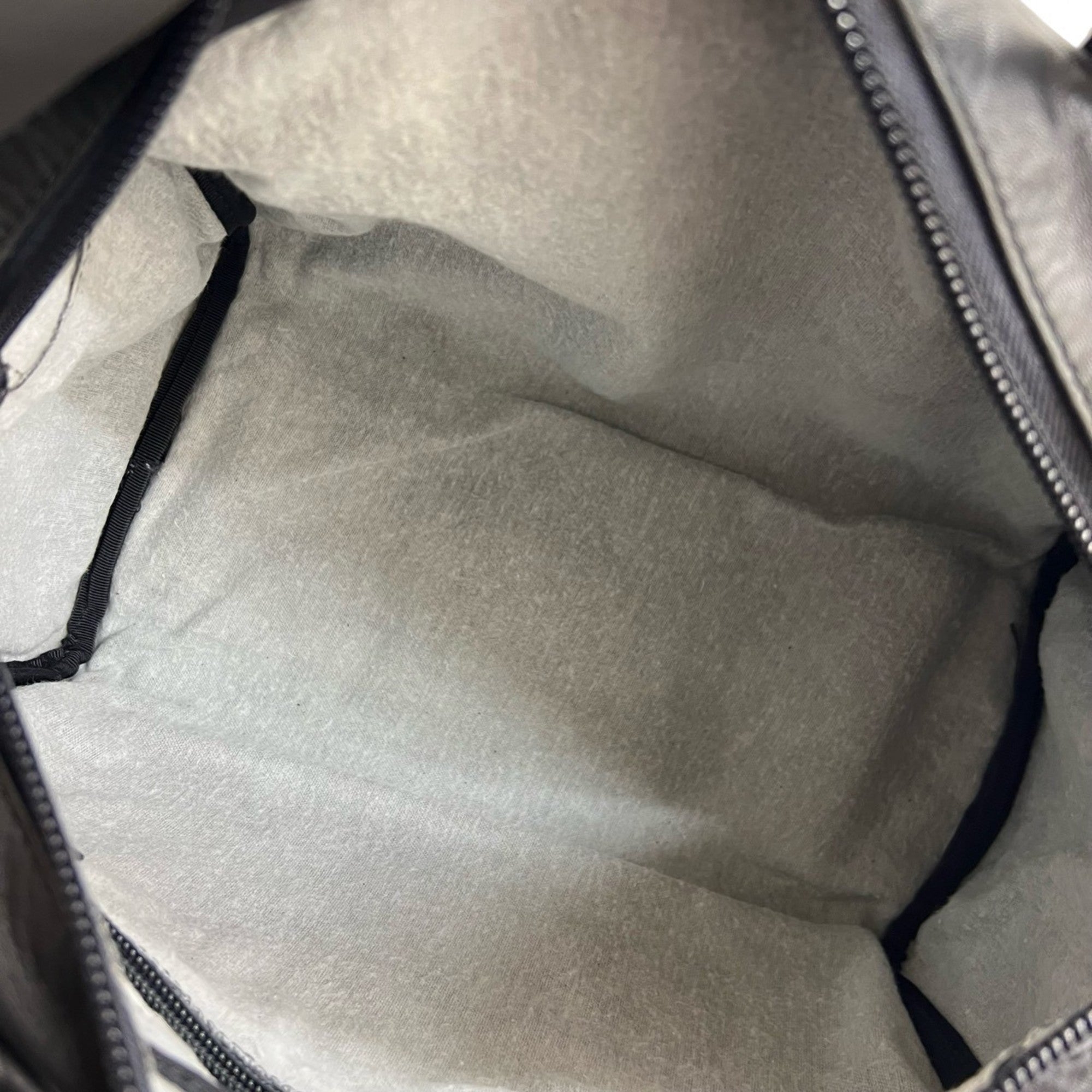 Loewe Black Leather Boston Bag Handbag (Pre-Owned)