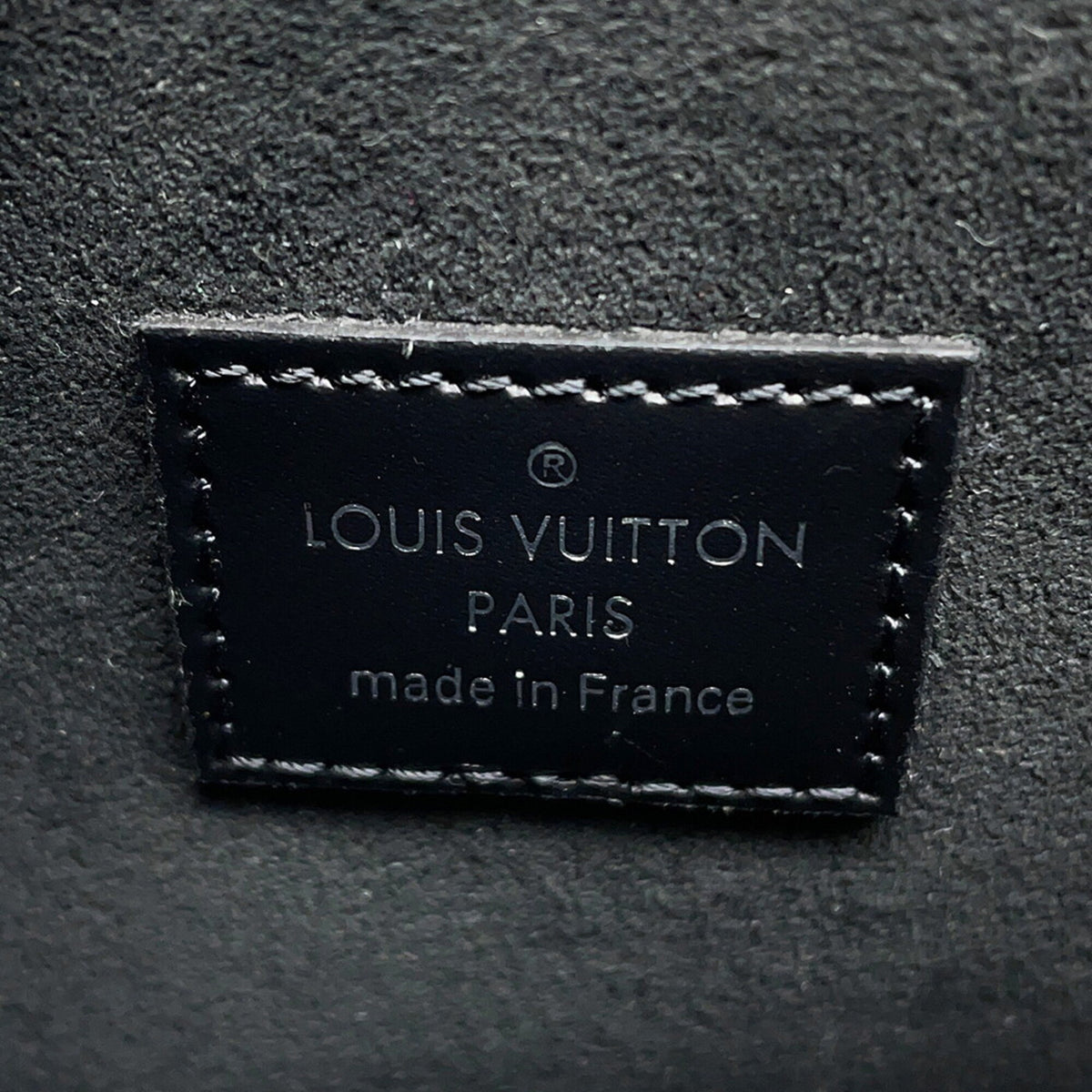 Louis Vuitton Black Noir Epi Leather Handbag Pochette (Pre-Owned)